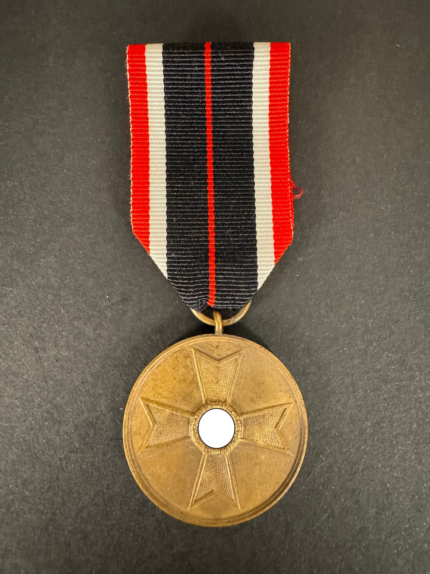 Photo 1 of Third Reich, 1939 War Merit Medal - collectible militaria item