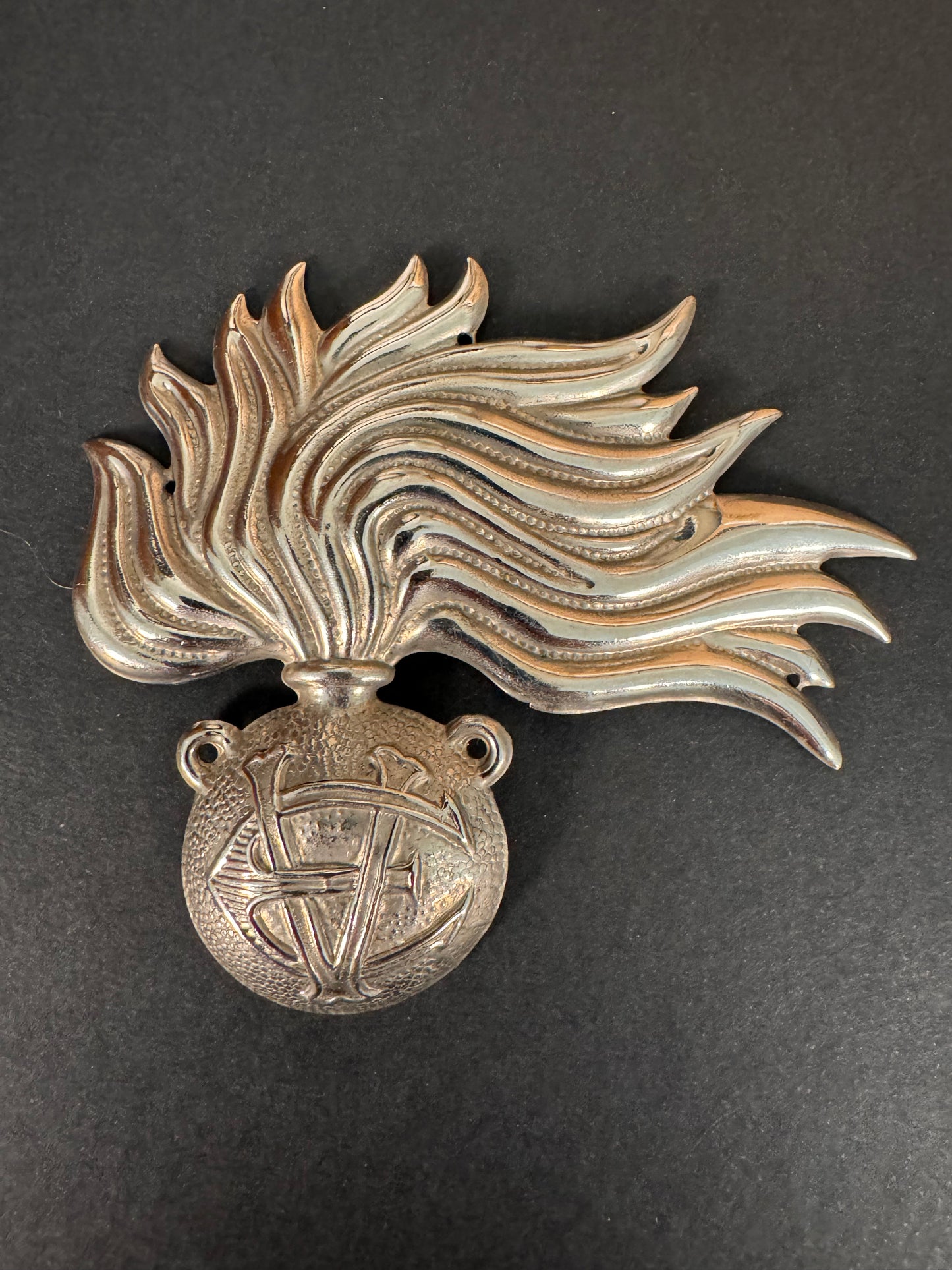 Photo 1 of Italian Royal Military Police (Carabinieri Reali) Helmet Badge - collectible militaria item