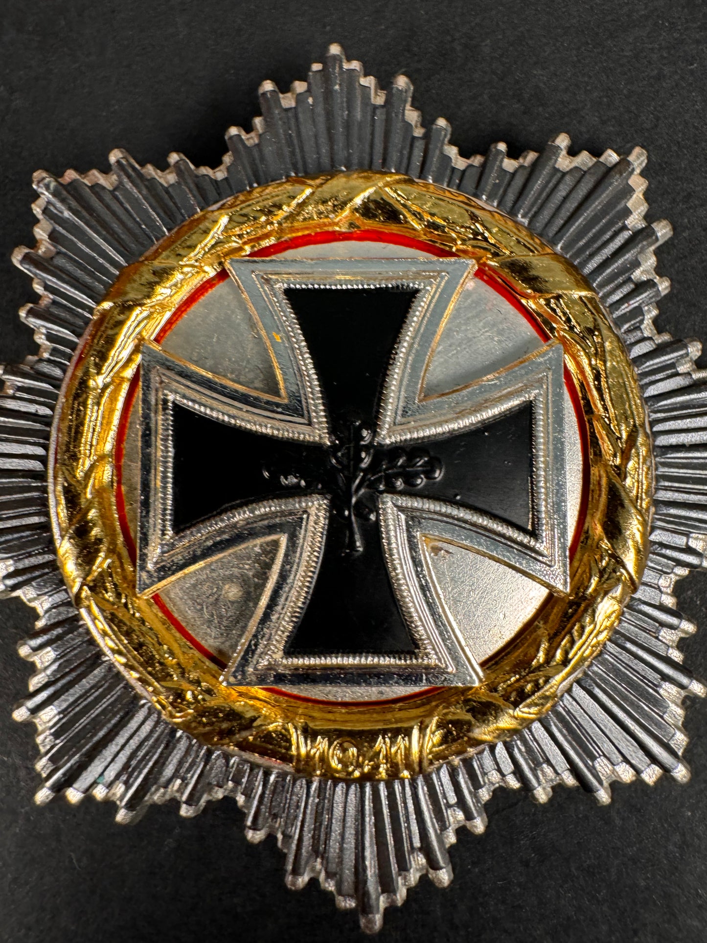 Photo 2 of WW2 German Cross in Gold 1957 (Deutsches Kreuz) - collectible militaria item
