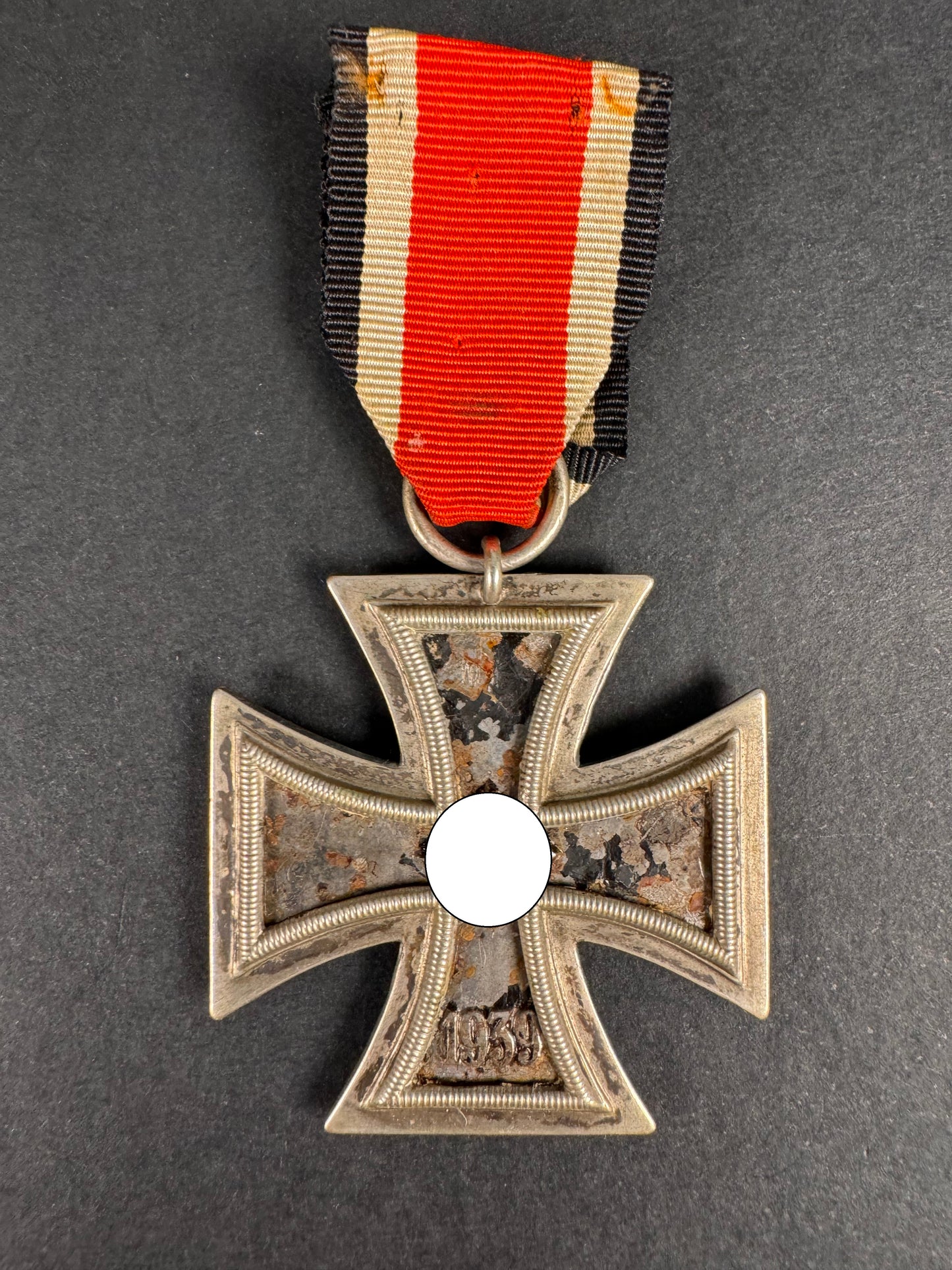 Photo 1 of 1939 Iron Cross 2nd Class '7' Paul Meybauer - collectible militaria item