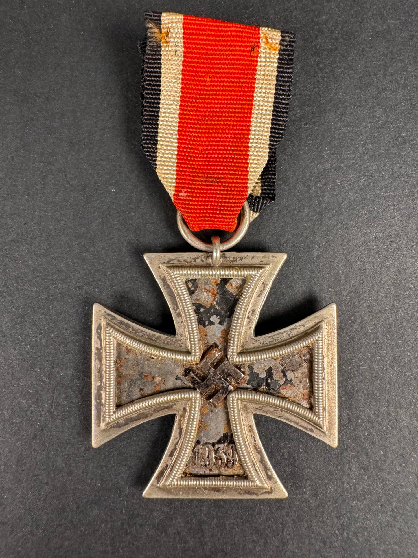 Photo 2 of 1939 Iron Cross 2nd Class '7' Paul Meybauer - collectible militaria item