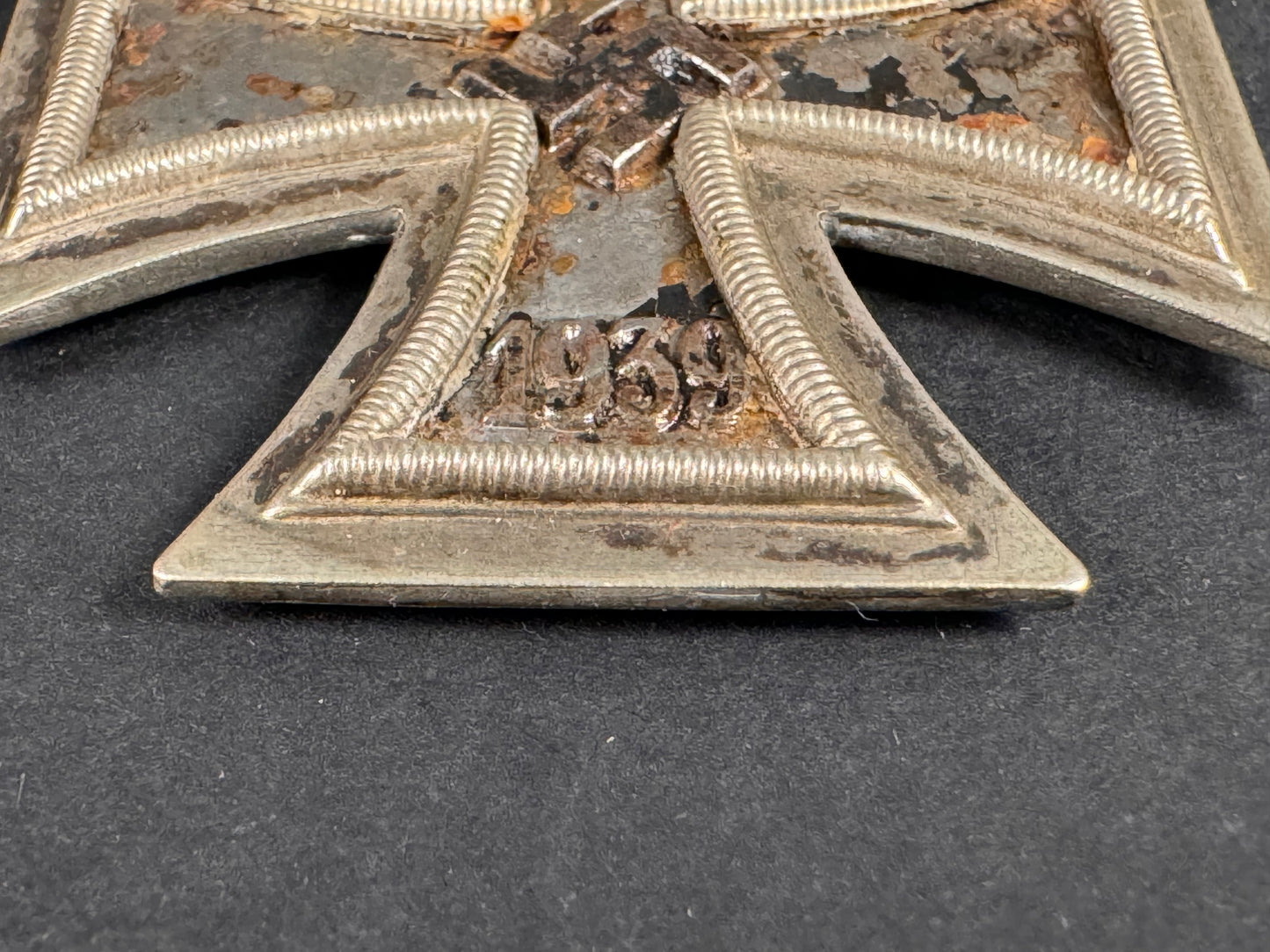 Photo 5 of 1939 Iron Cross 2nd Class '7' Paul Meybauer - collectible militaria item