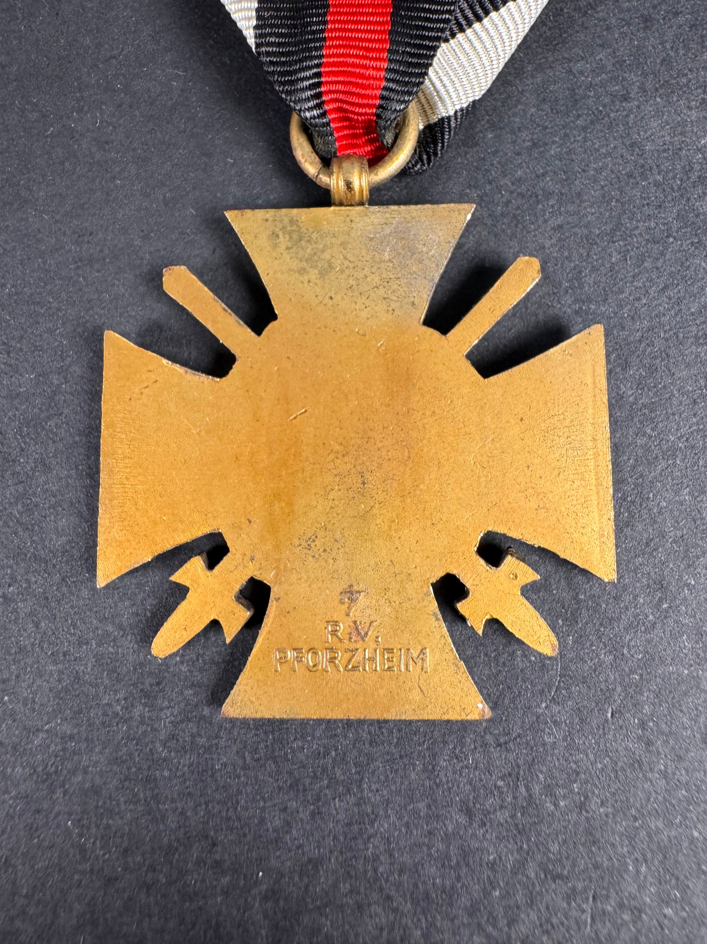 Photo 3 of WW2 German Honour Cross of the World War 1914 - 1918 Medal Maker Mark 7 RV - collectible militaria item