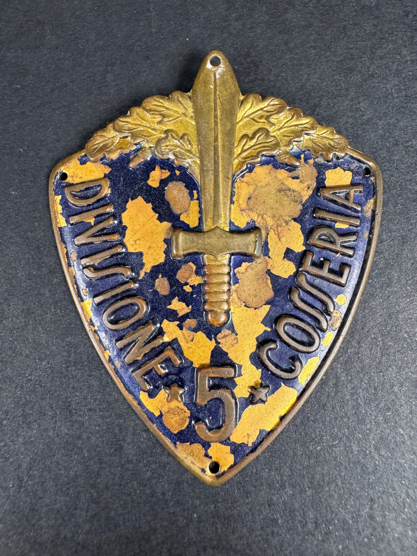 Photo 1 of WW2 Italian 5th Divisione Cosseria Uniform Arm Shield Badge - collectible militaria item