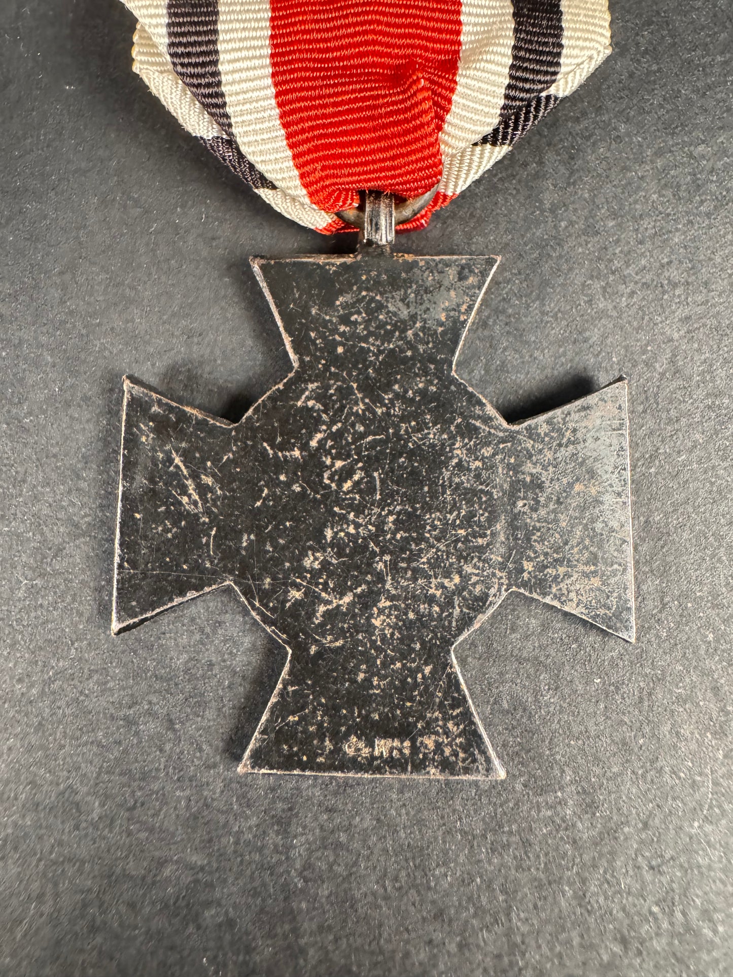 Photo 3 of Hindenburg Honour Cross of the World War 1914 - 1918 for War Widows WS - collectible militaria item