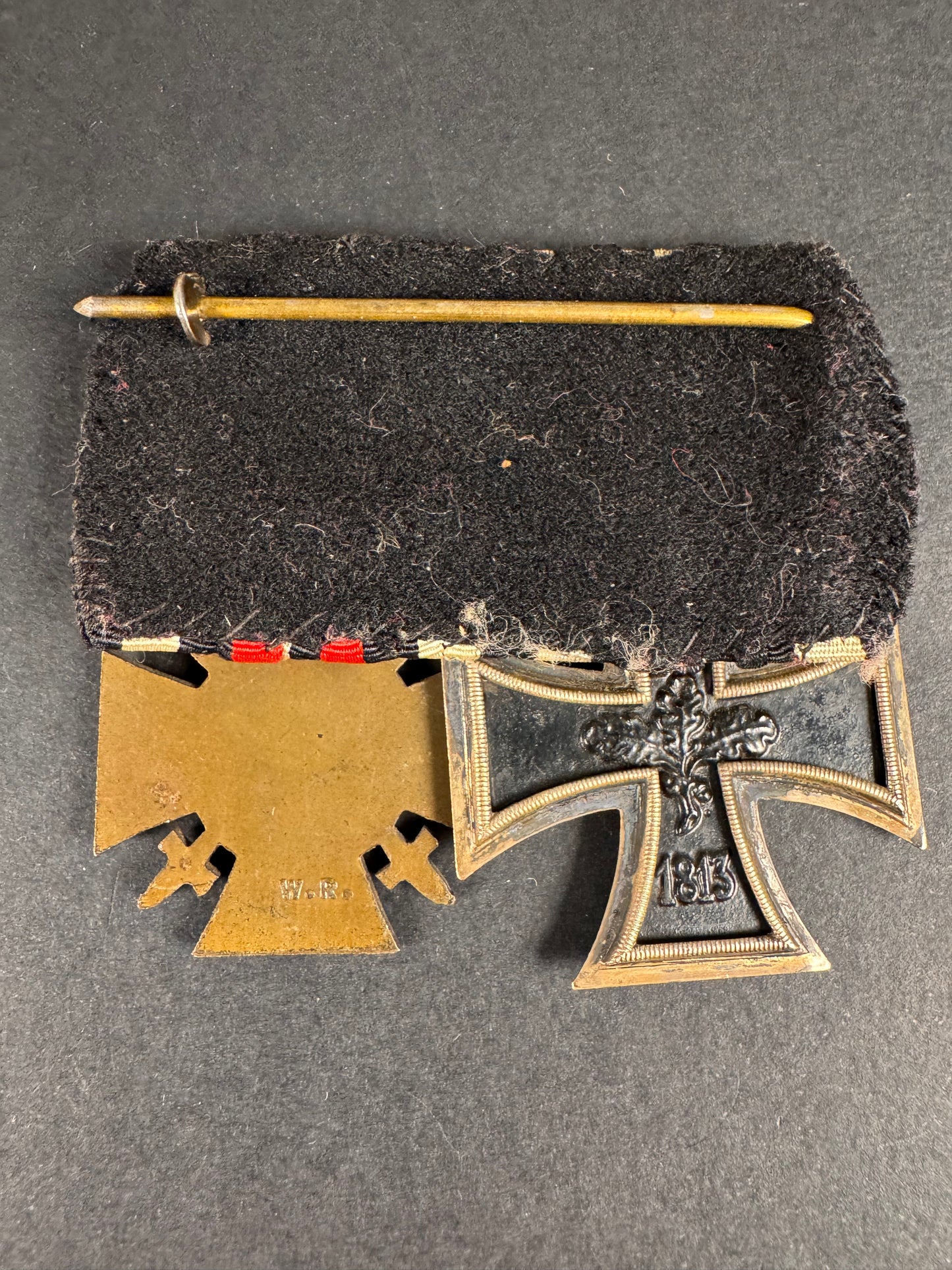 Photo 2 of WW1 German Army 1914 Iron Cross & Hindenburg Cross Combatants Medal Bar - collectible militaria item