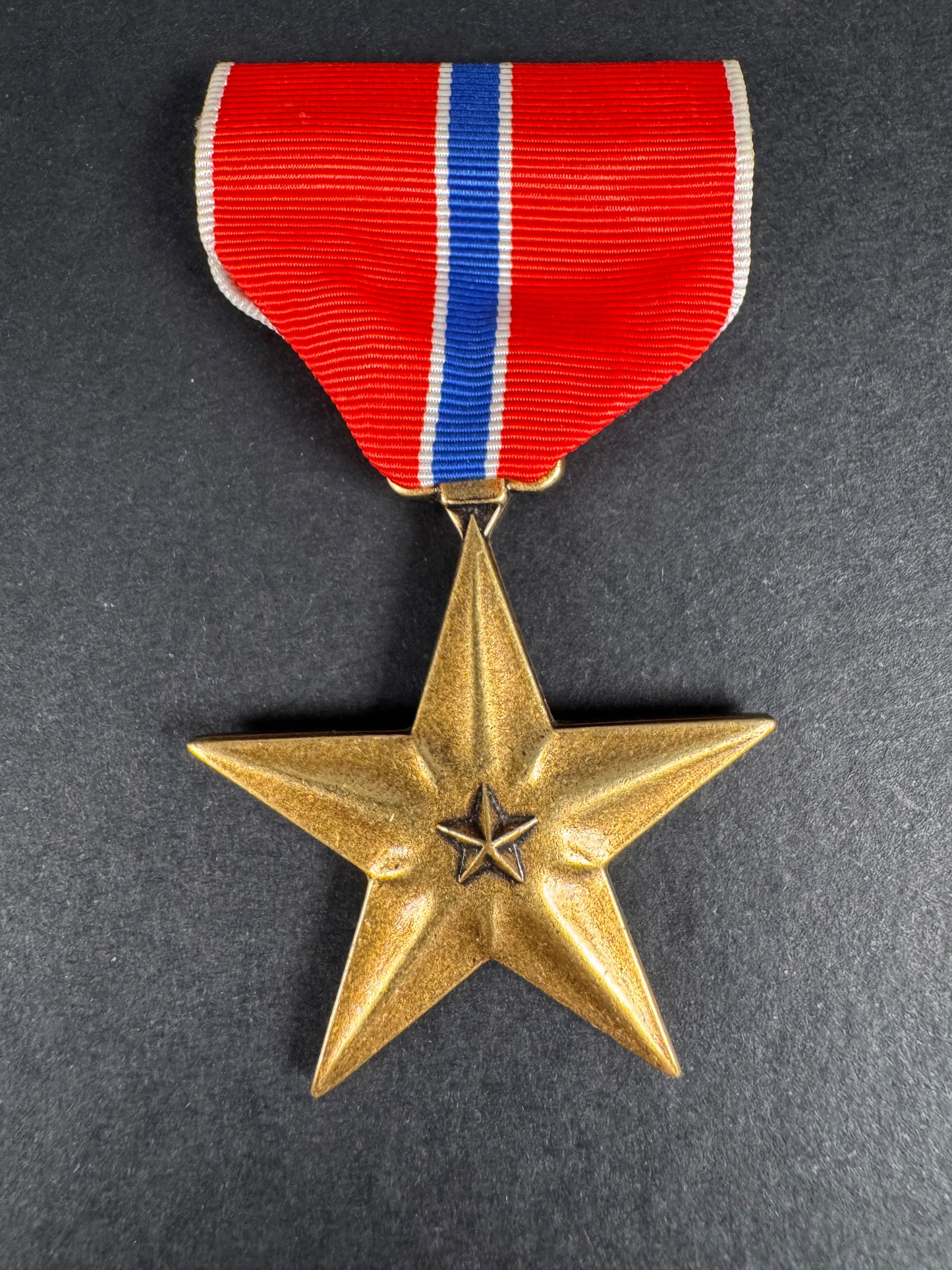Photo 1 of Gulf War United States Bronze Star Medal G27 - collectible militaria item