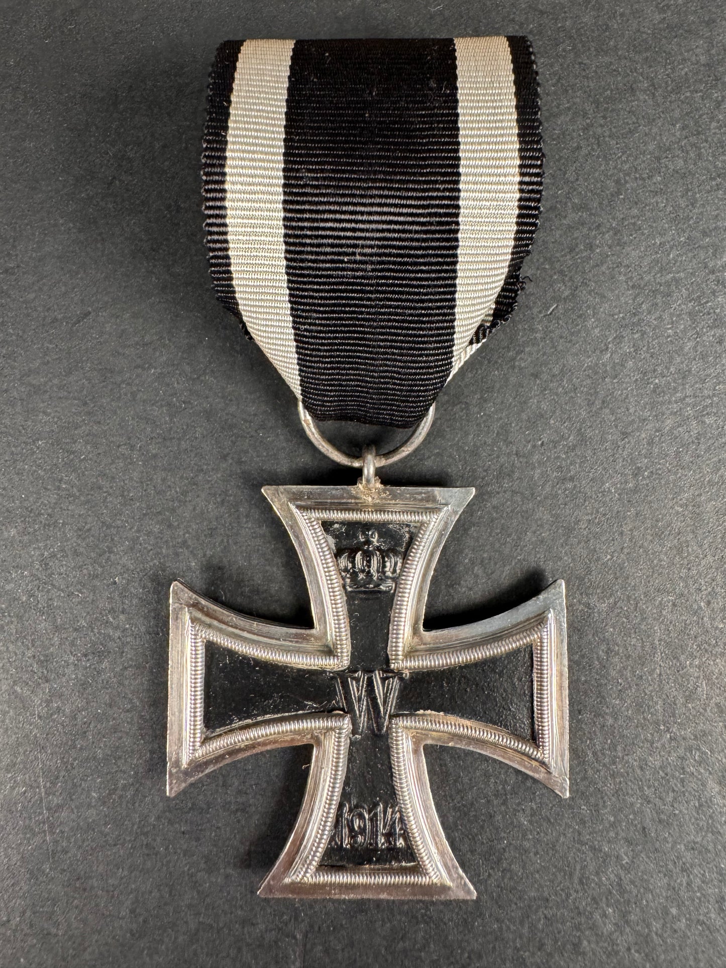 Photo 1 of WW1 German 1914 Iron Cross 2nd Class LW - collectible militaria item