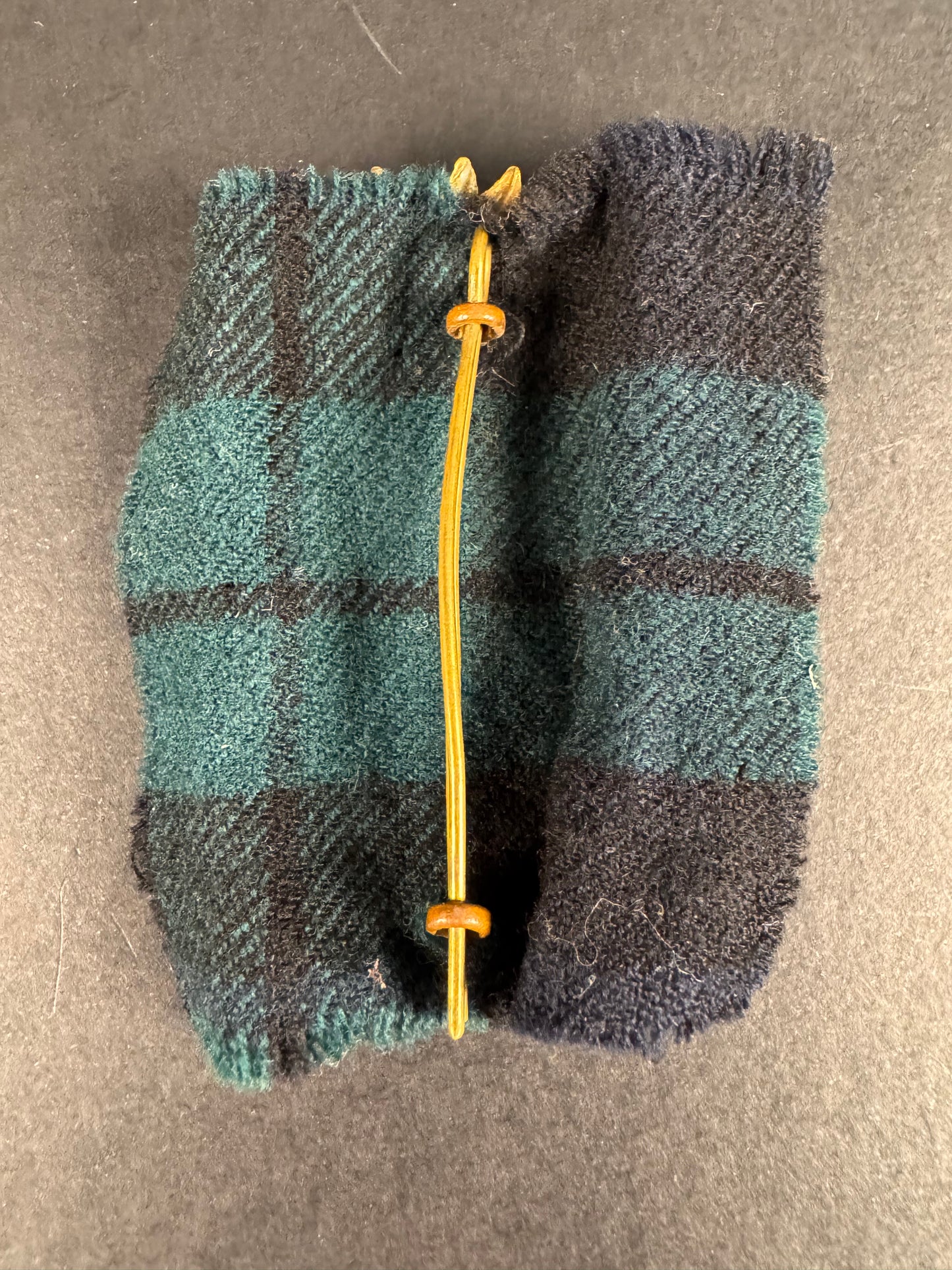 Photo 2 of WW2 British Army Royal Scots Fusiliers Glengarry Cap Badge - collectible militaria item