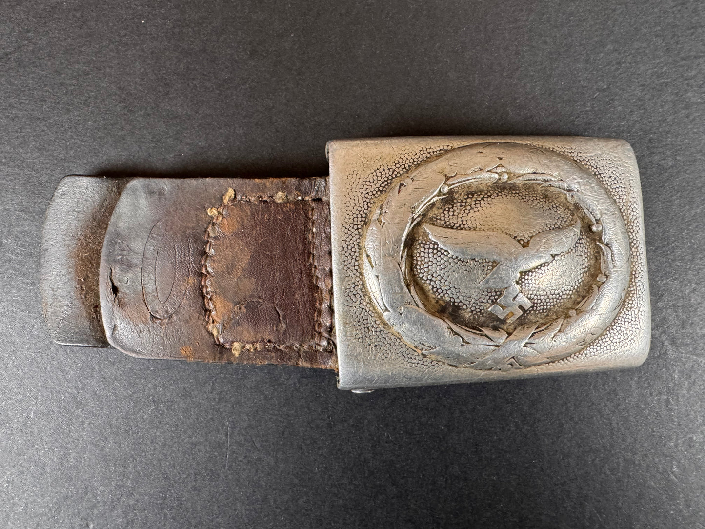 Photo 2 of WW2 German Luftwaffe Uniform Belt Buckle - collectible militaria item