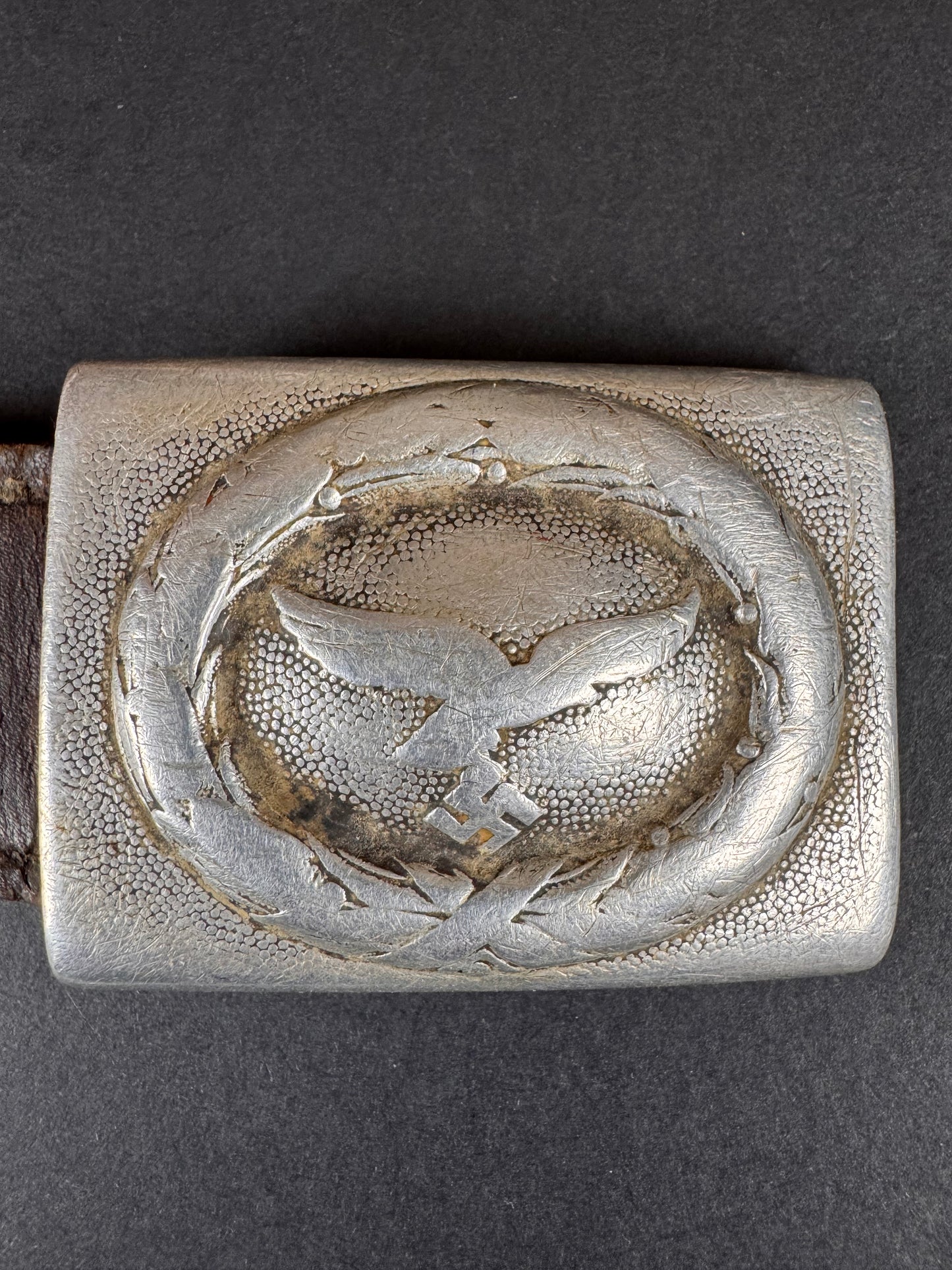 Photo 3 of WW2 German Luftwaffe Uniform Belt Buckle - collectible militaria item