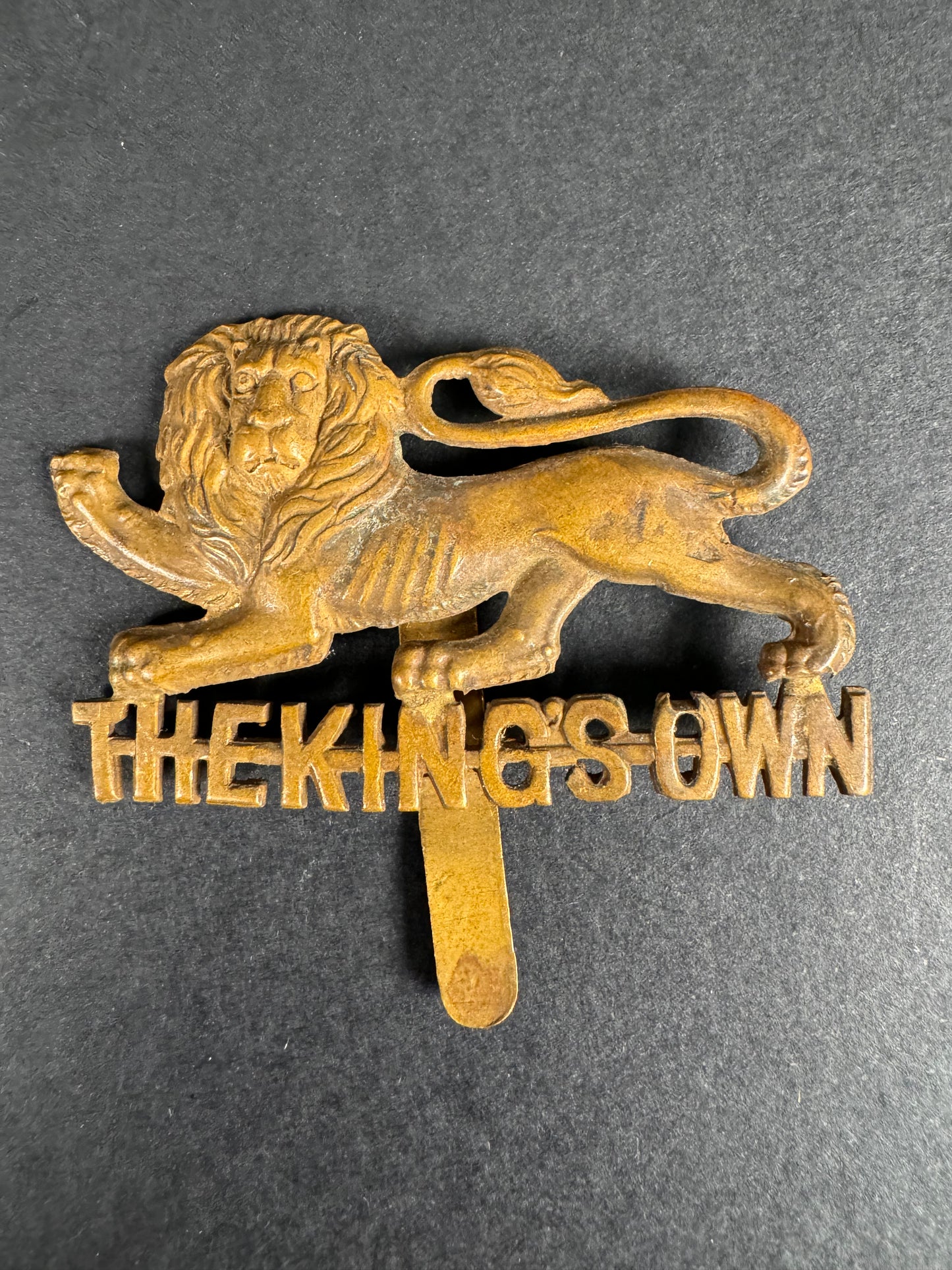 Photo 1 of WW1 British Army King's Own Lancaster Regiment Cap Badge - collectible militaria item