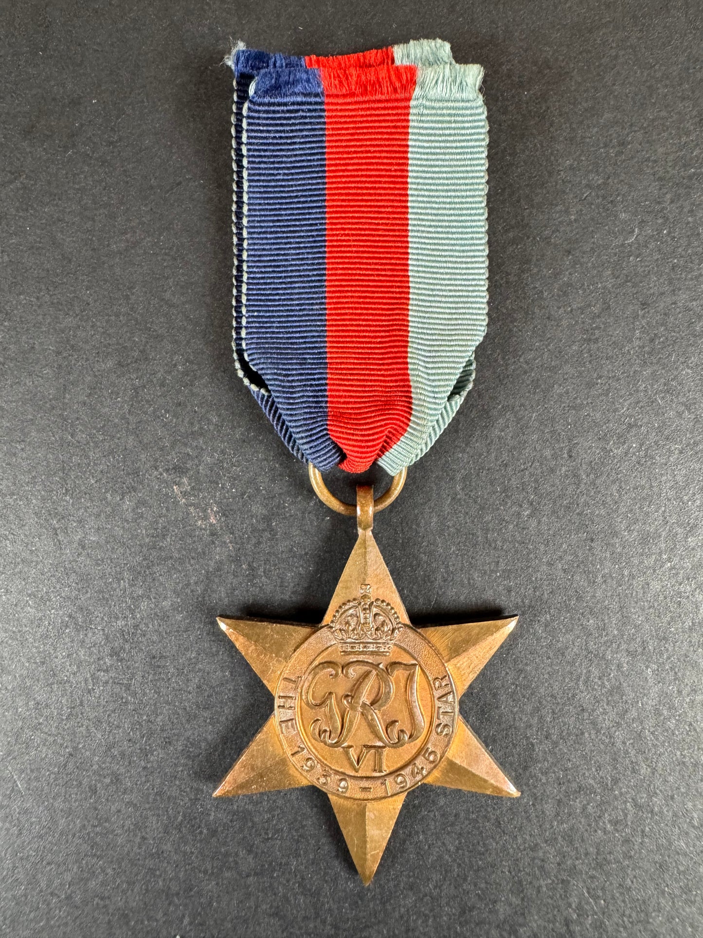 Photo 1 of WW2 British 1939 - 1945 Star Campaign Medal - collectible militaria item