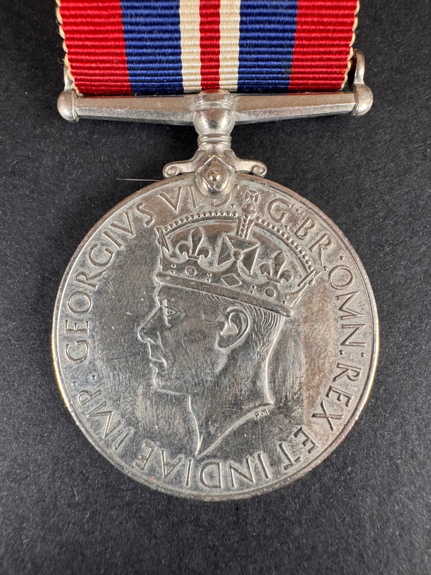 Photo 2 of WW2 British The 1939 - 1945 War Medal - collectible militaria item