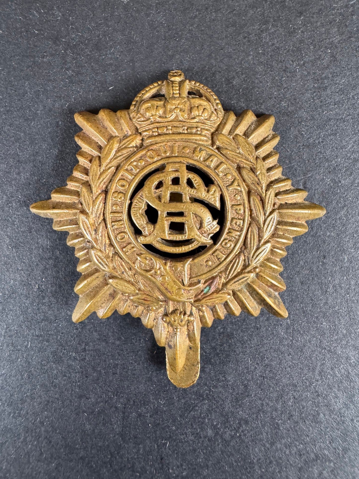 Photo 1 of WW1 British Army Service Corps (ASC) Cap Badge - collectible militaria item