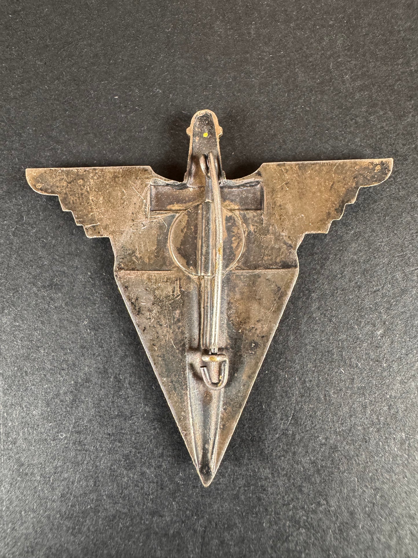 Photo 3 of Post WW2 French BETAP Parachute Badge (Airborne School Base Troops) - collectible militaria item