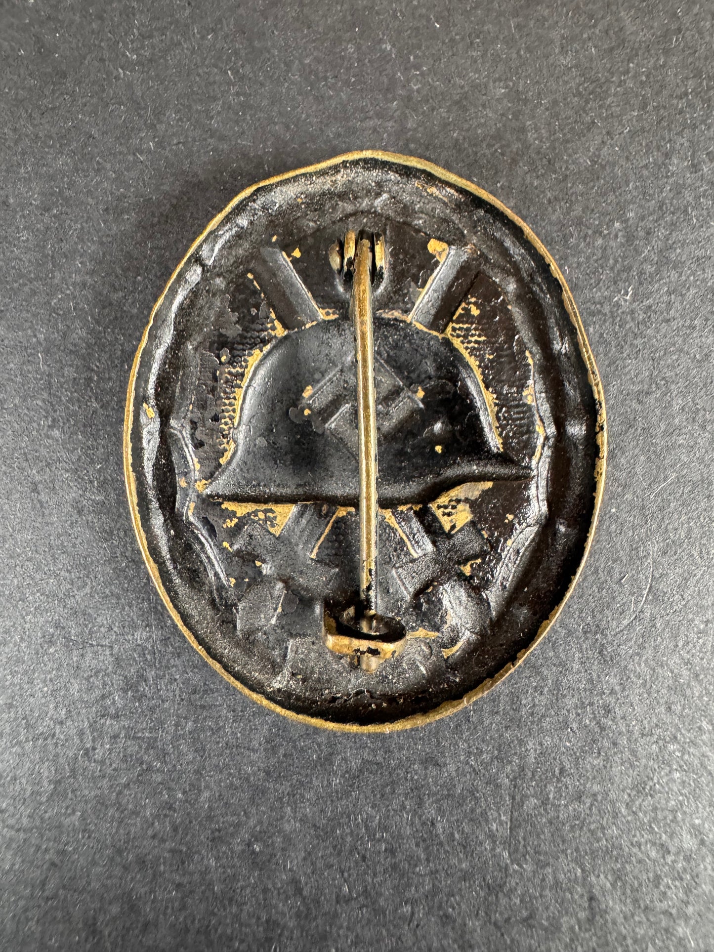 Photo 3 of WW2 German 1939 Black Wound Badge - collectible militaria item