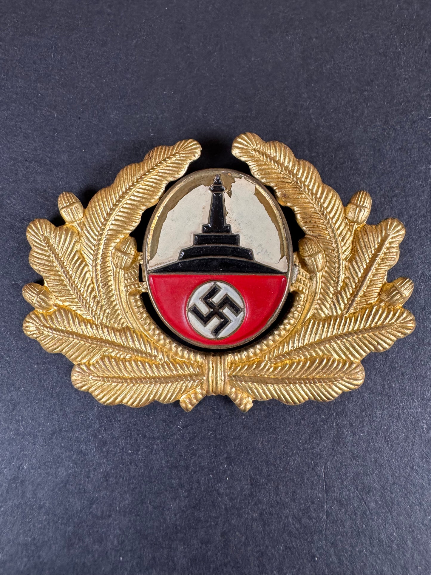 Photo 2 of WW2 German War Veterans Visor Cap Badge - collectible militaria item