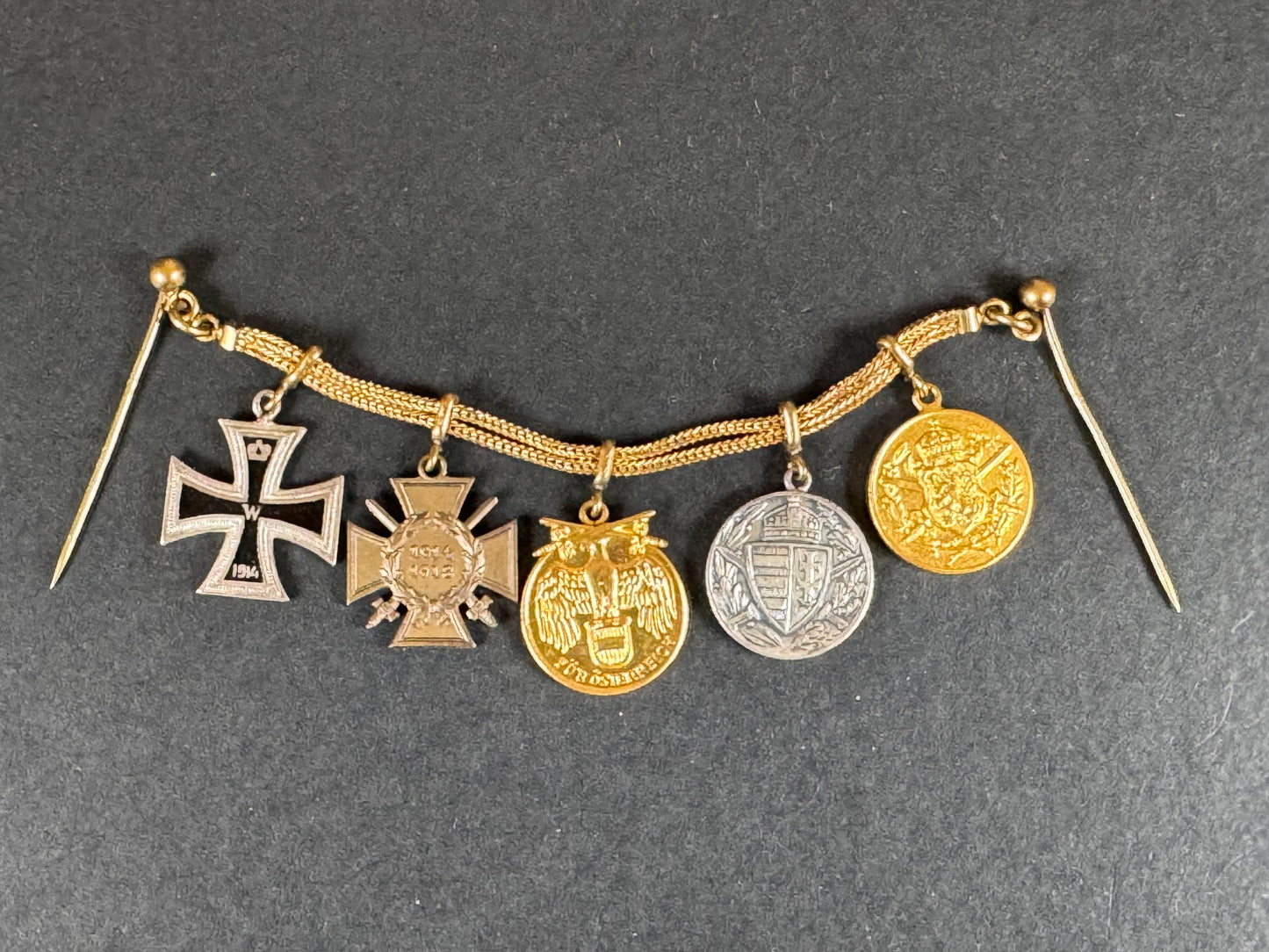 Photo 1 of WW1 German Medal Miniature Chain - collectible militaria item