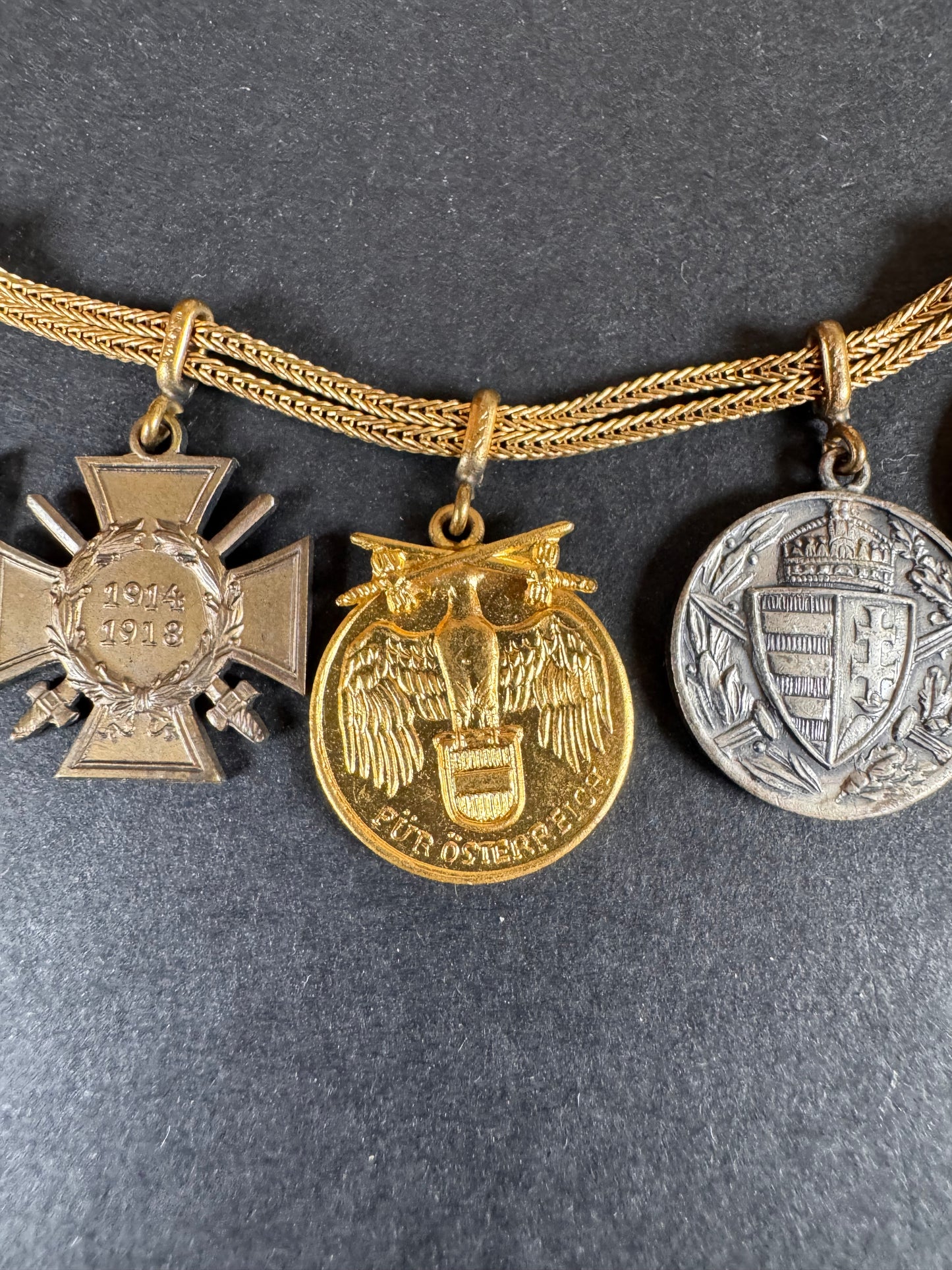 Photo 3 of WW1 German Medal Miniature Chain - collectible militaria item
