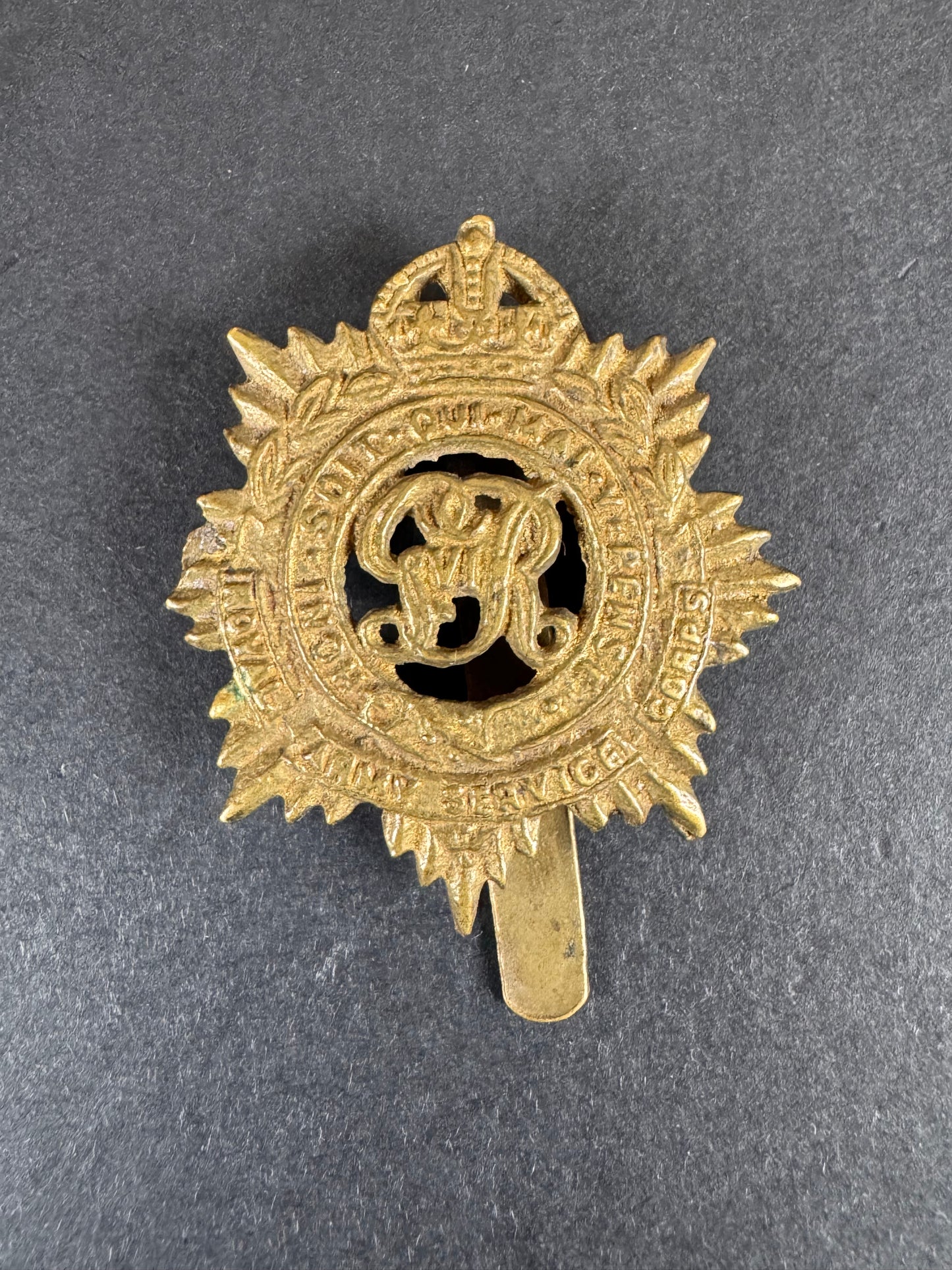 Photo 1 of WW2 British Army Royal Service Corps (RASC) Indian Made Cap Badge - collectible militaria item