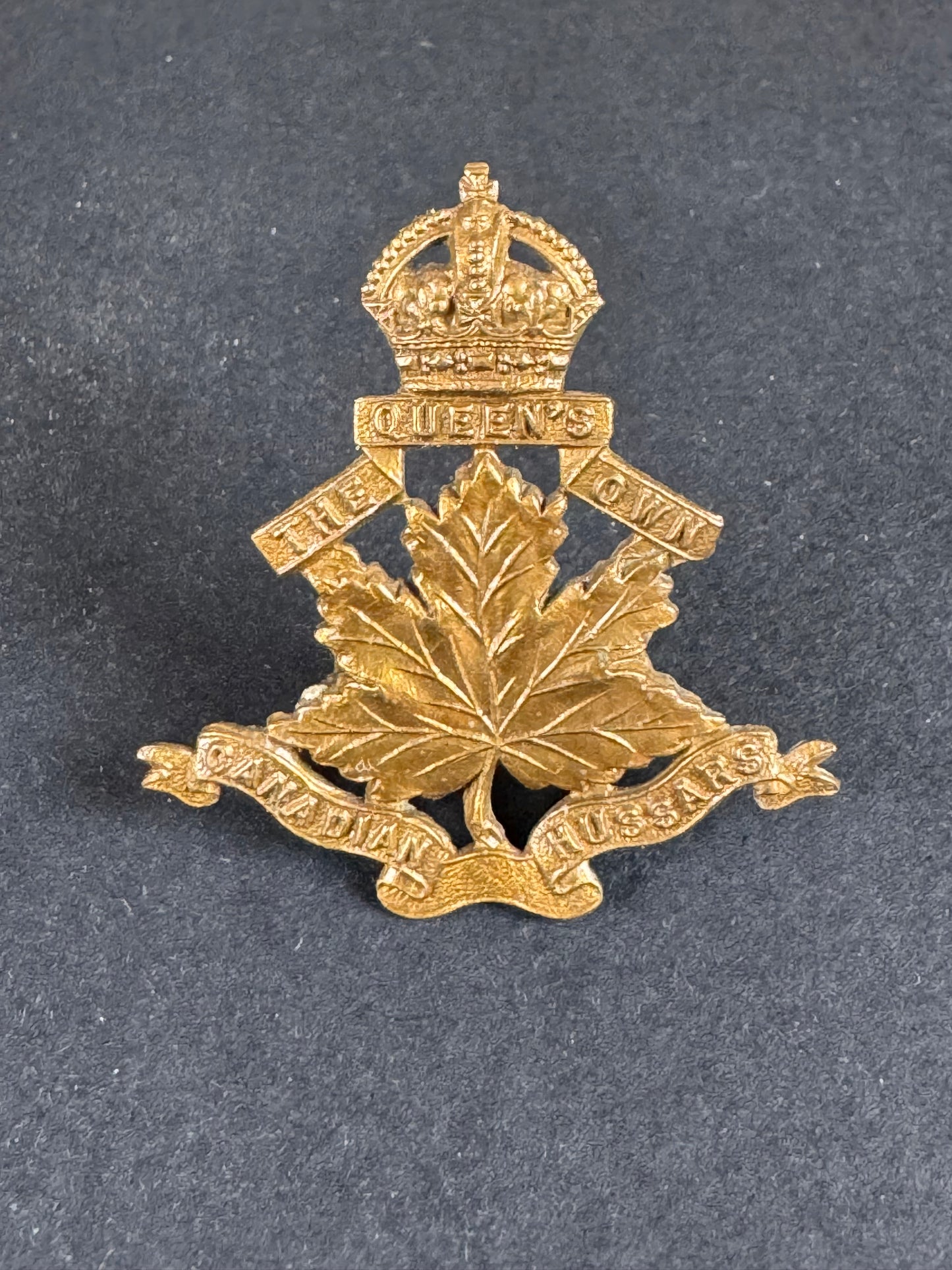 Photo 1 of WW1 Canadian Army The Queen's Own Canadian Hussars Cap Badge - collectible militaria item