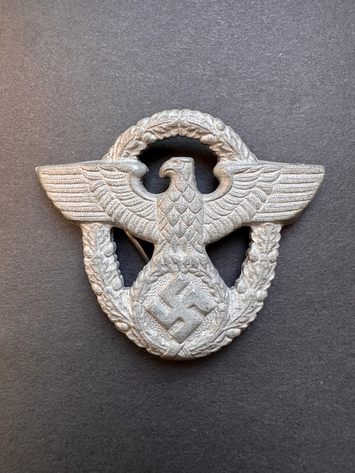 Photo 2 of WW2 German Police Visor Cap Eagle - collectible militaria item