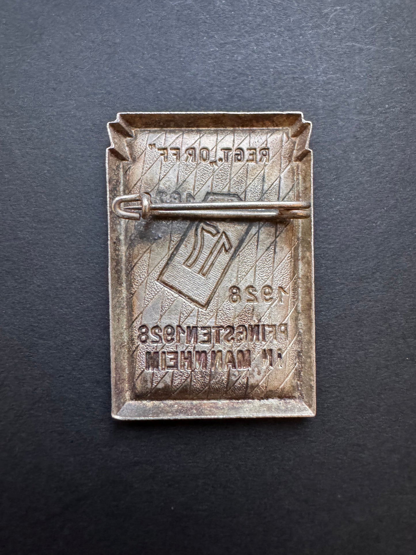 Photo 2 of WW1 German Army 17th Regiment Orff 50th Anniversary Tinnie Badge - collectible militaria item
