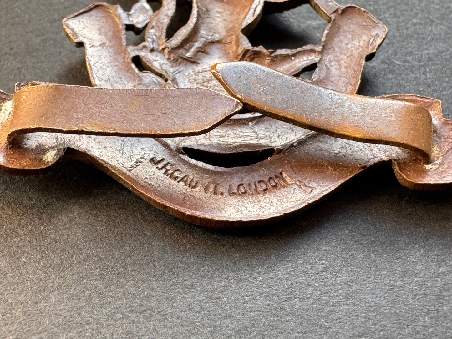 Photo 3 of WW2 British Army West Riding Regiment Officer's Cap Badge - collectible militaria item