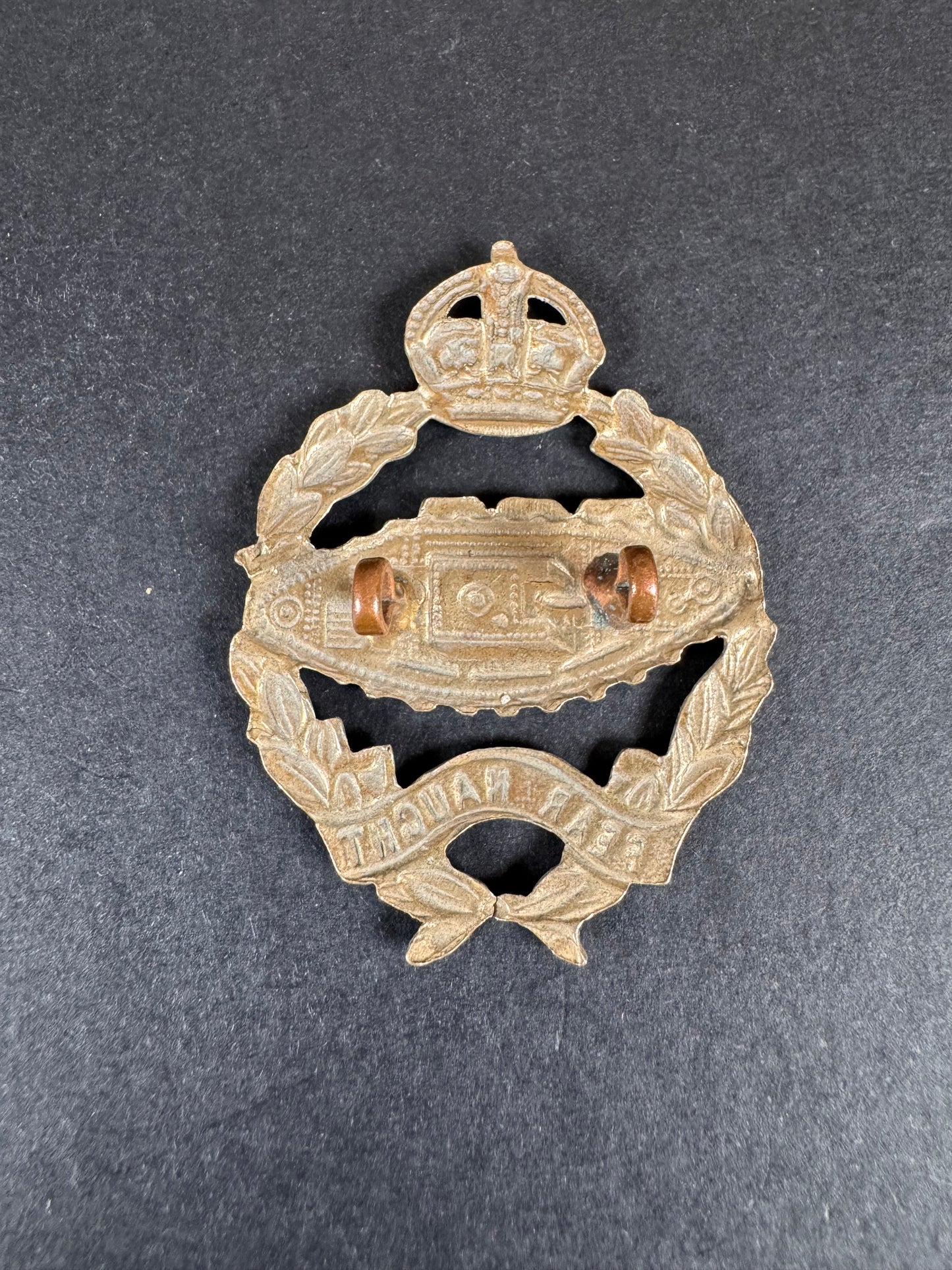 WW2 British Army Royal Tank Regiment Cap Badge RTR