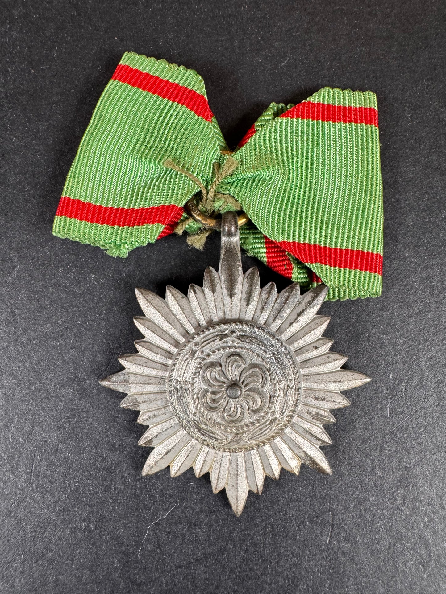 Photo 1 of WW2 German Ostvolk Eastern People's Medal 2nd Class - collectible militaria item