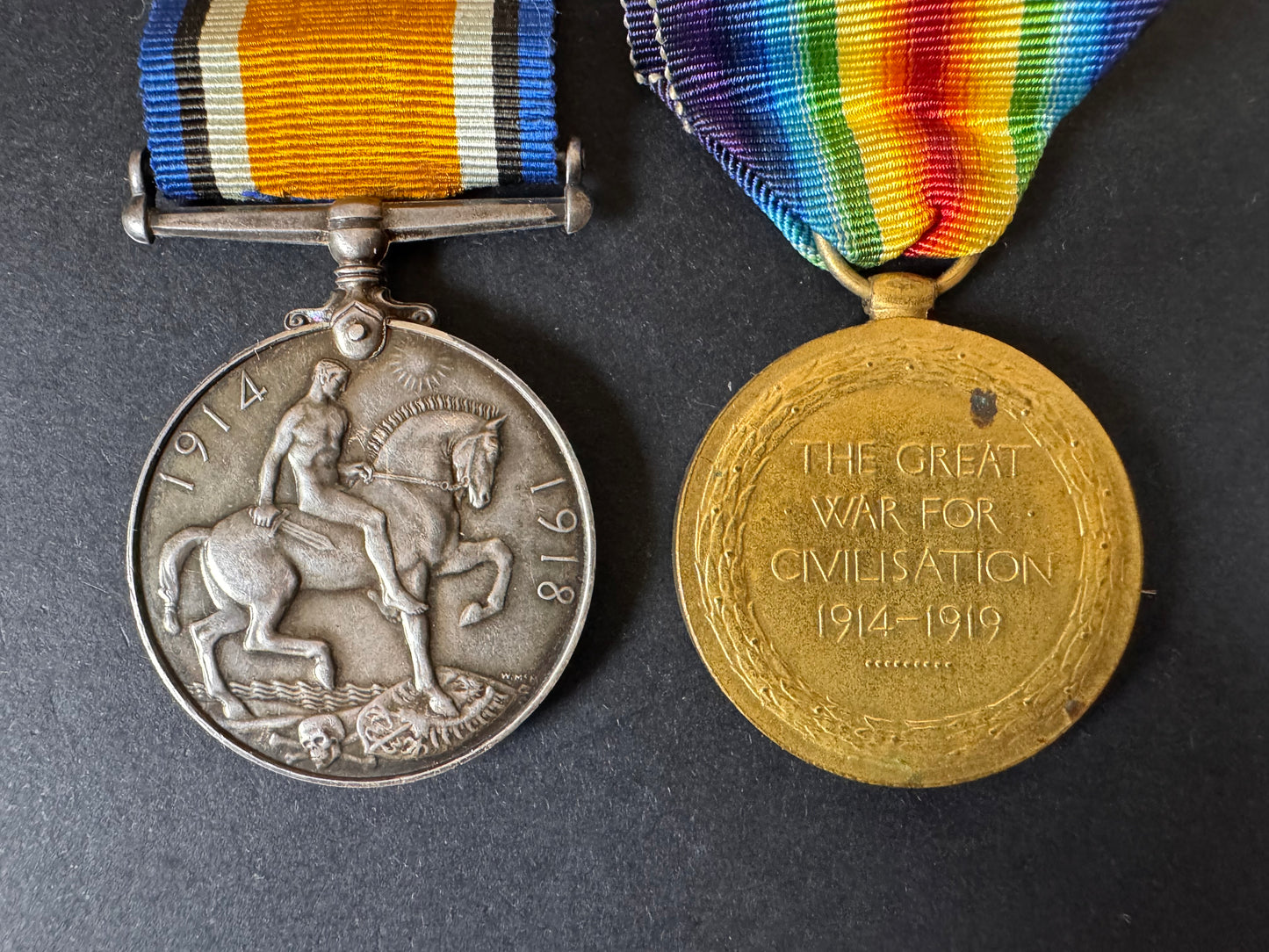 Photo 2 of WW1 British War Medal & Victory Medal - Machine Gun Corps - collectible militaria item
