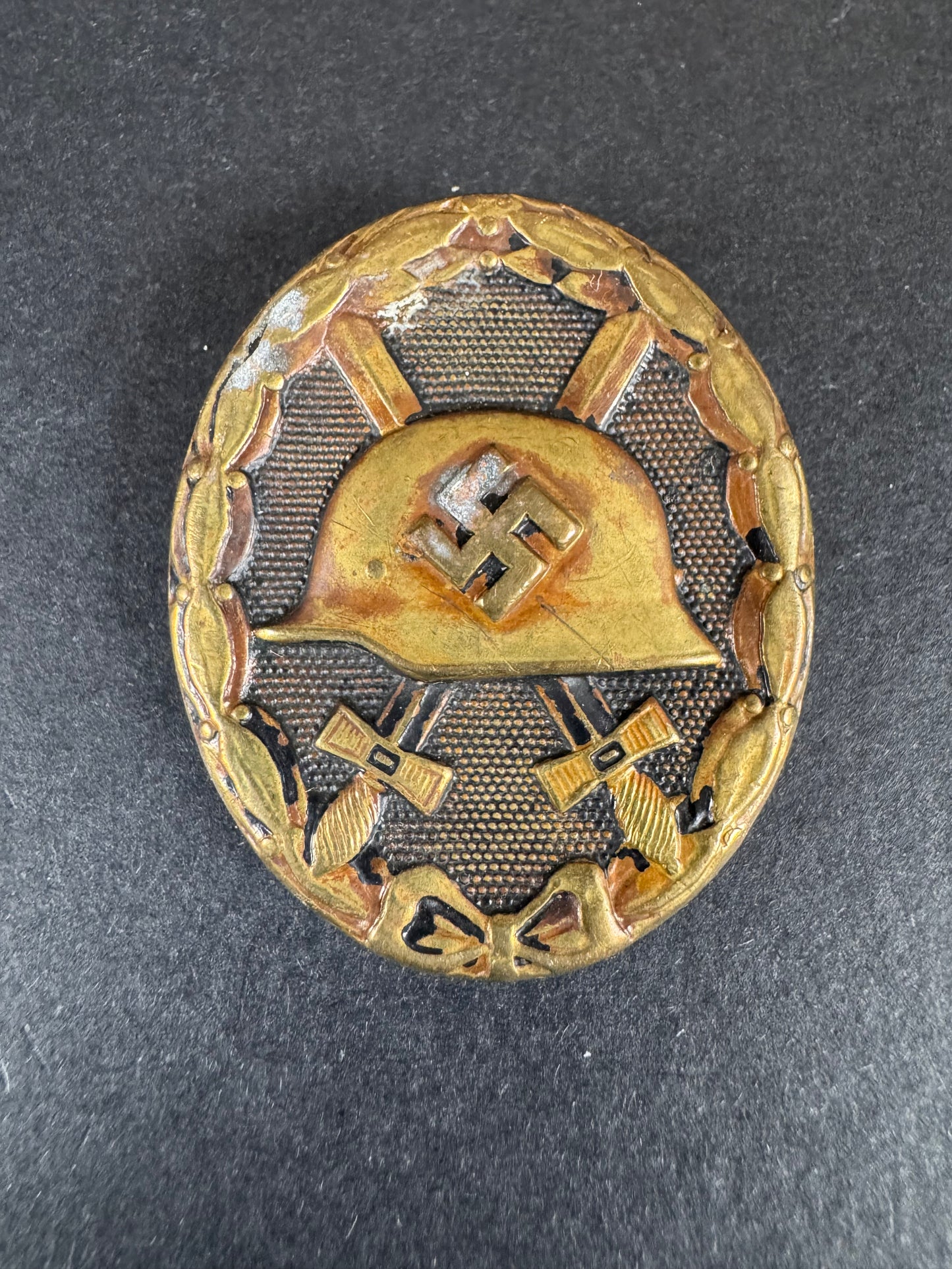 Photo 2 of WW2 German 1939 Black Wound Badge - collectible militaria item