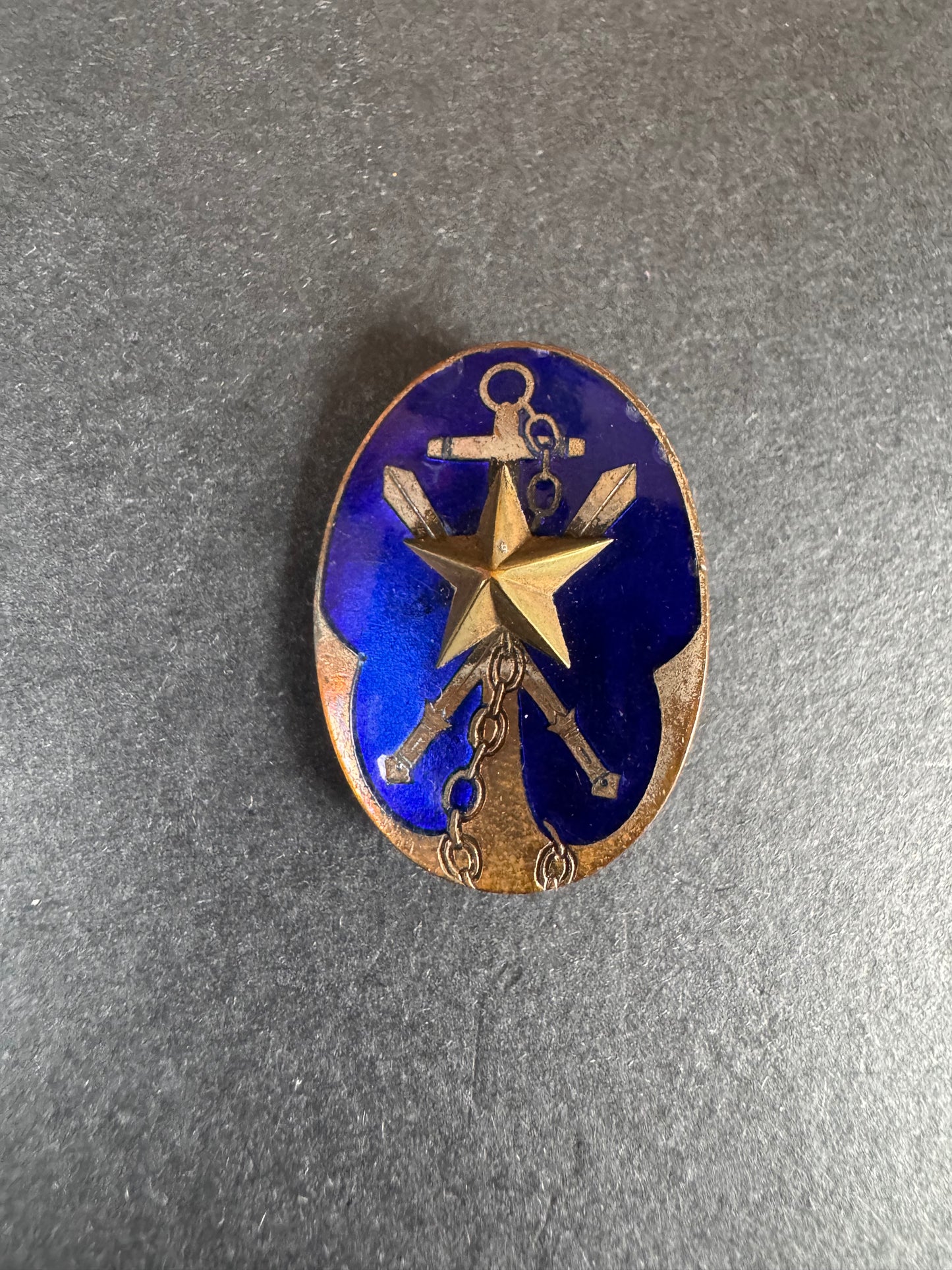 Photo 1 of WW2 Japanese Imperial Military Reservist Association Officer's Enamel Badge - collectible militaria item