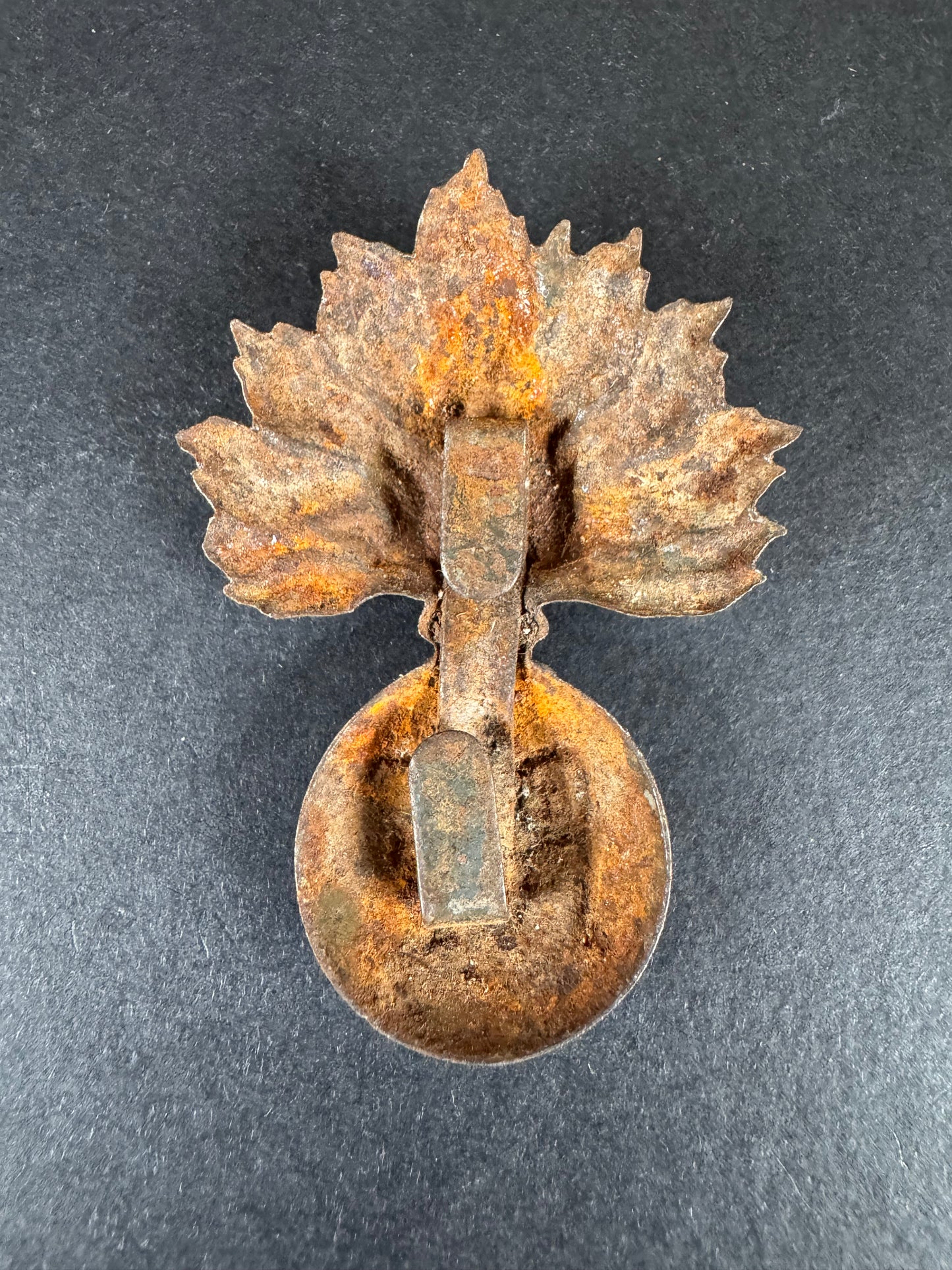 Photo 2 of WW1 French Army Fusiliers Adrian Helmet Badge RF - collectible militaria item