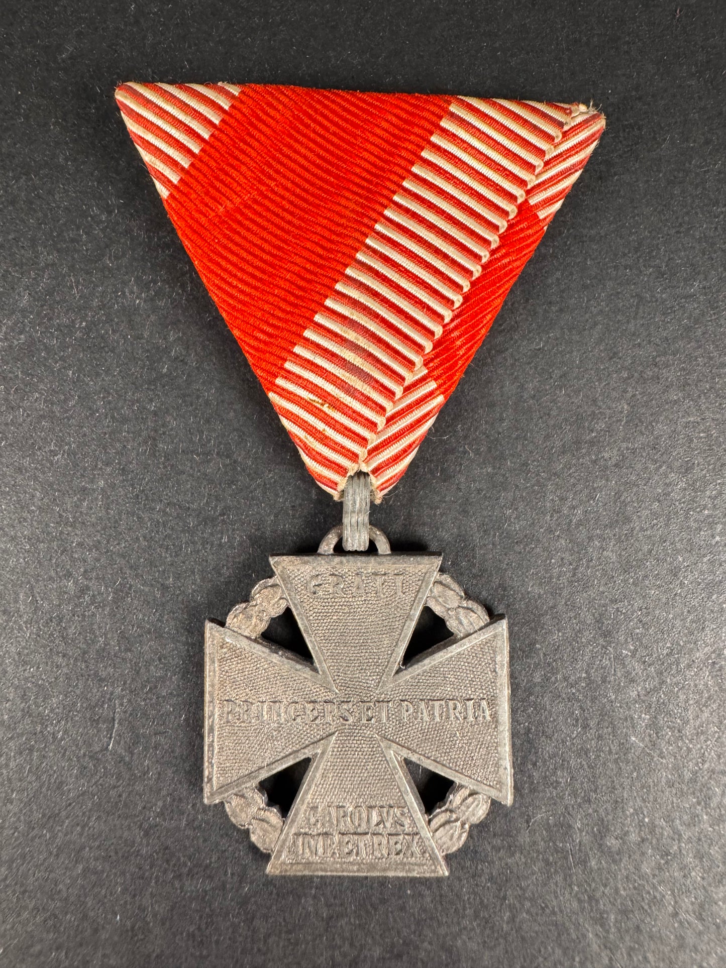 Photo 1 of WW1 Austro Hungarian Empire Karl Truppen Kreuz Medal - collectible militaria item