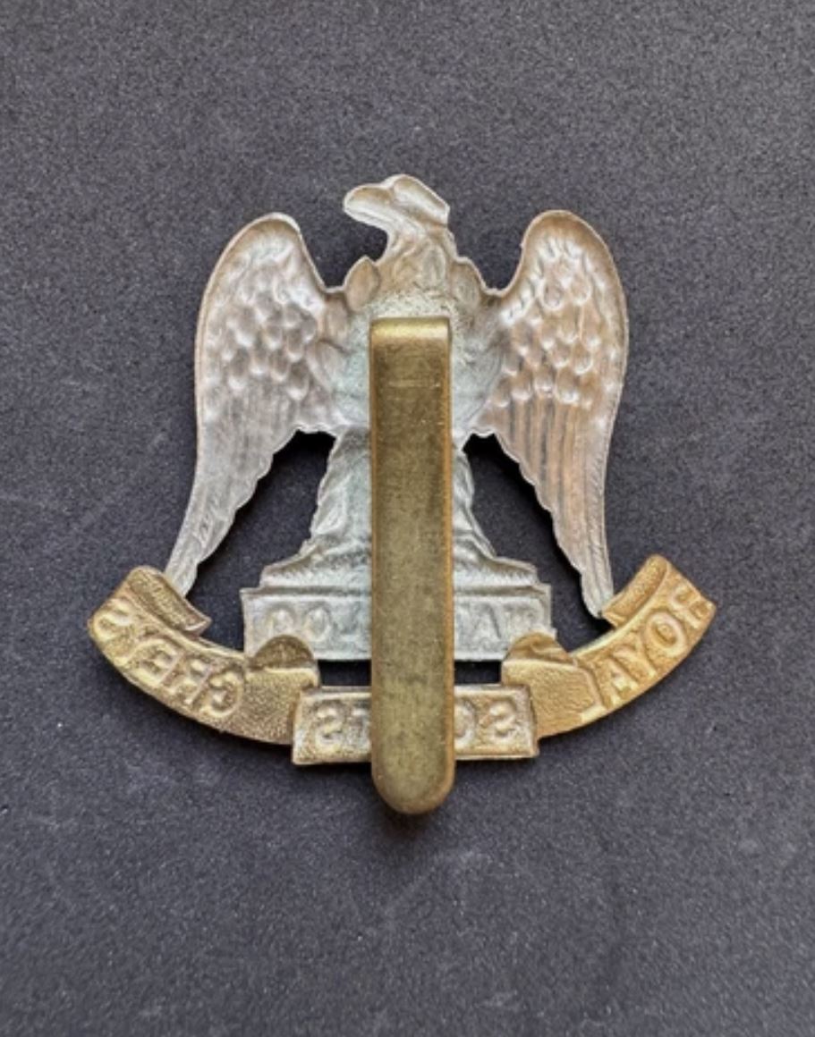 Photo 2 of WW1 British Army Royal Scots Greys (2nd Dragoons) Cap Badge - collectible militaria item