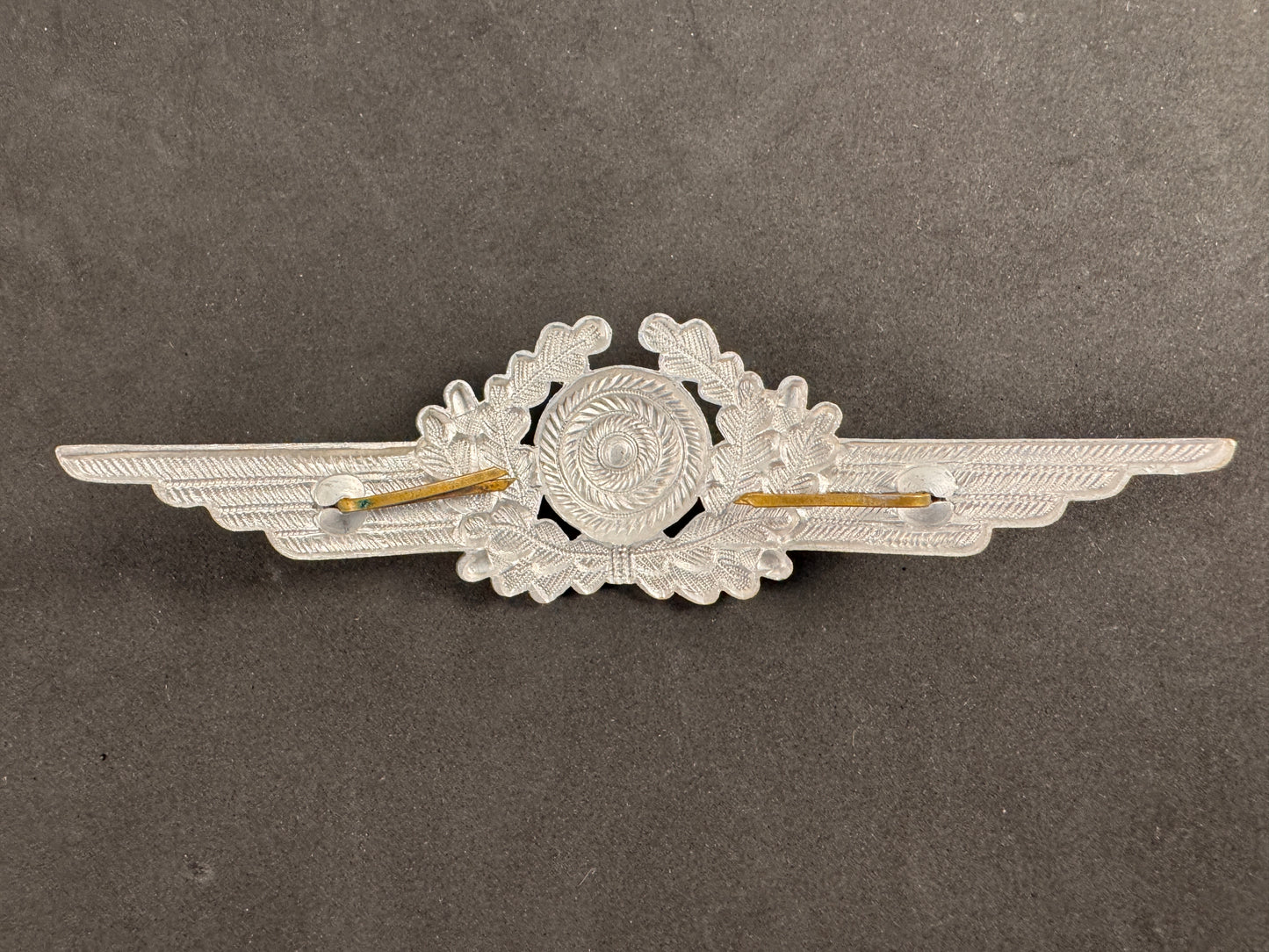 Photo 2 of WW2 German Luftwaffe EM/NCO Visor Cap Cockade Wreath - collectible militaria item