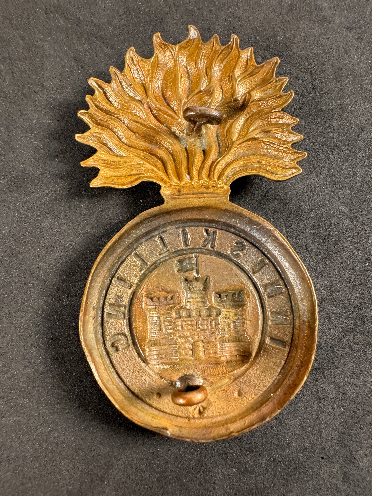 Photo 3 of Victorian British Army Royal Inniskilling Fusiliers Glengarry Cap Badge - collectible militaria item