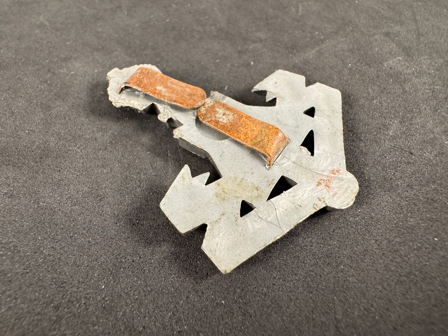 Photo 3 of WW2 British Army Yorkshire Regiment Plastic Economy Cap Badge - collectible militaria item