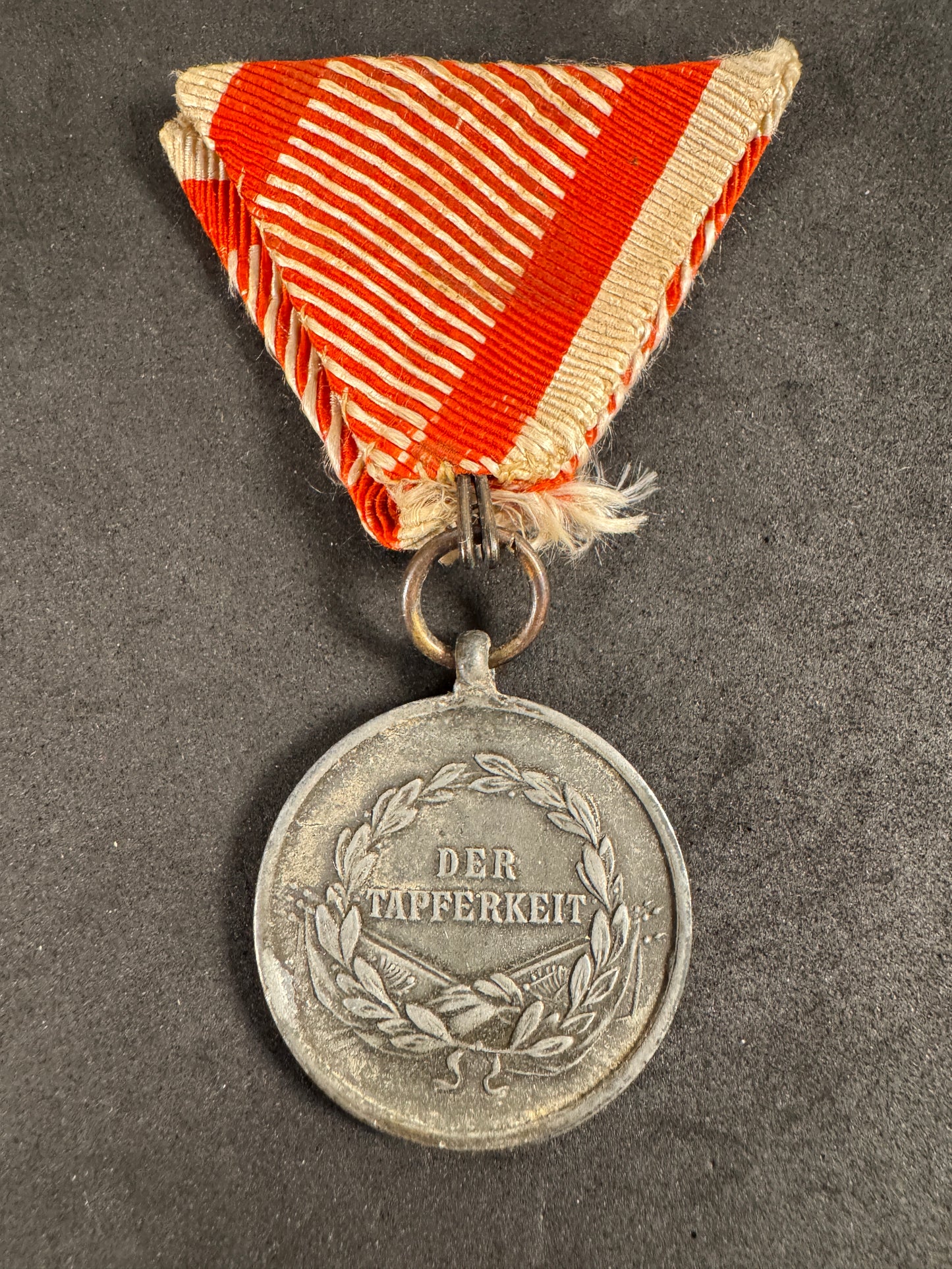 Photo 3 of WW1 Austro-Hungarian Medal for Bravery (Tapferkeitsmedaille) - collectible militaria item
