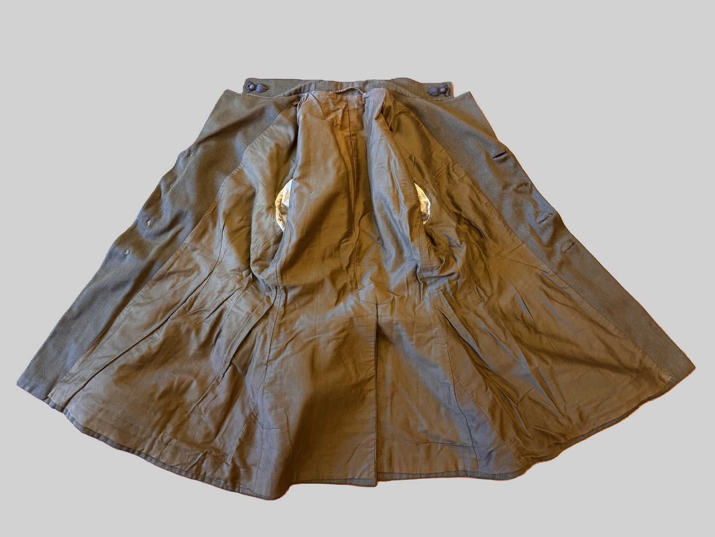 Photo 13 of WW2 British Army Royal Artillery Officer's Uniform Tunic & Trousers - collectible militaria item