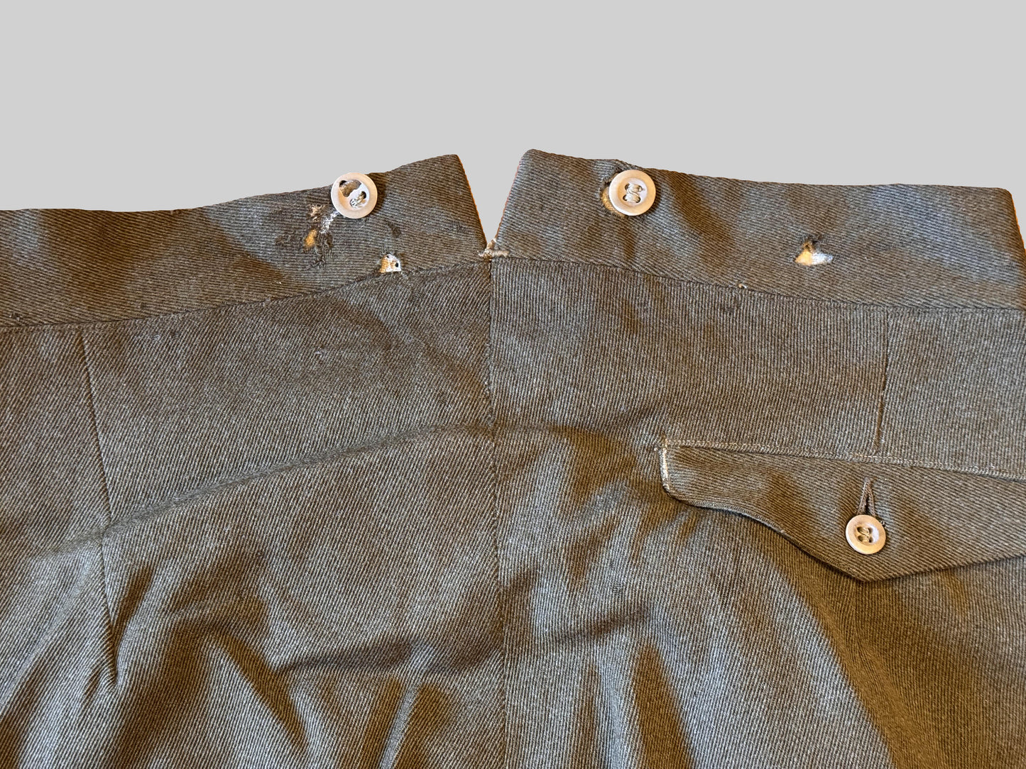 Photo 23 of WW2 British Army King's Own Yorkshire Light Infantry Officer's Uniform (KOYLI) - collectible militaria item