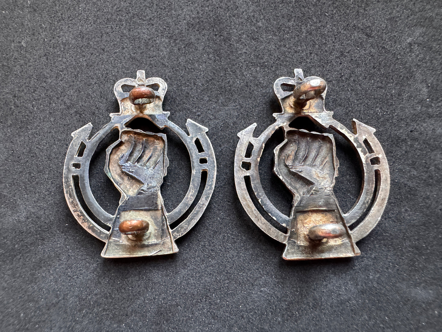 Photo 3 of Post WW2 British Army Royal Armoured Corps Officer's Collar Badges (Pair) - collectible militaria item