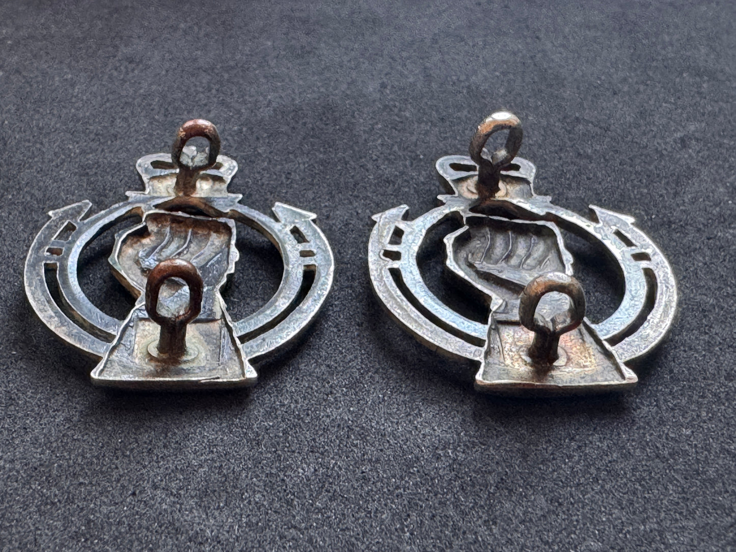 Photo 4 of Post WW2 British Army Royal Armoured Corps Officer's Collar Badges (Pair) - collectible militaria item