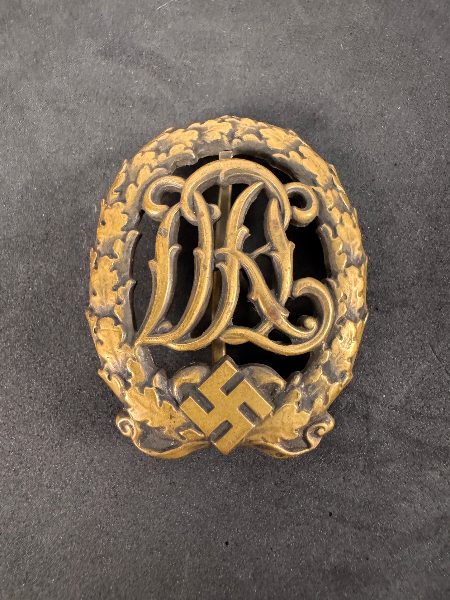 Photo 2 of WW2 German DRL Sports Achievement Badge in Bronze - collectible militaria item