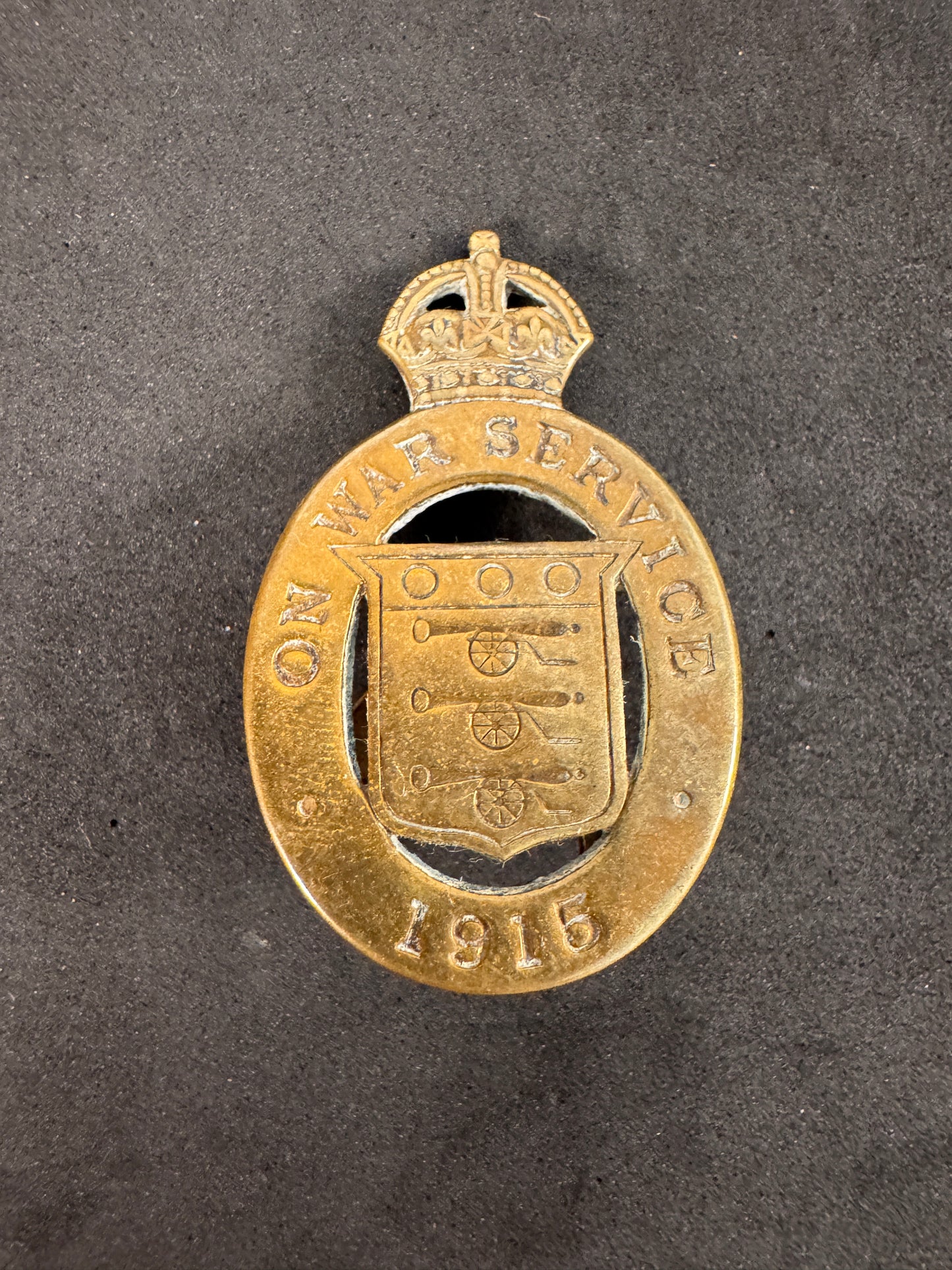 Image of WW1 British Munitions Factory Worker Lapel Badge "On War Service 1915"