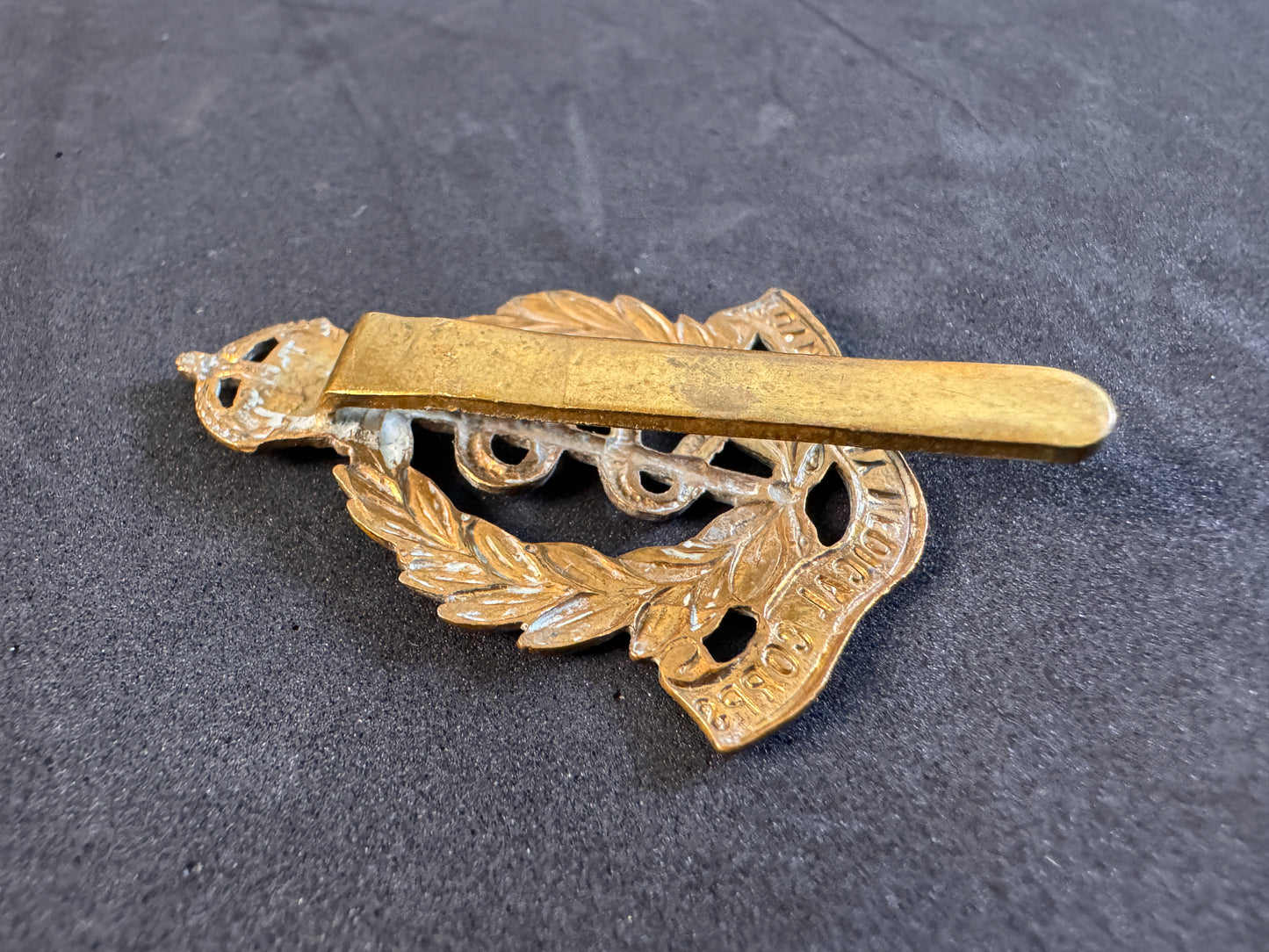 Image of product: ww2 british royal army medical corps cap badge