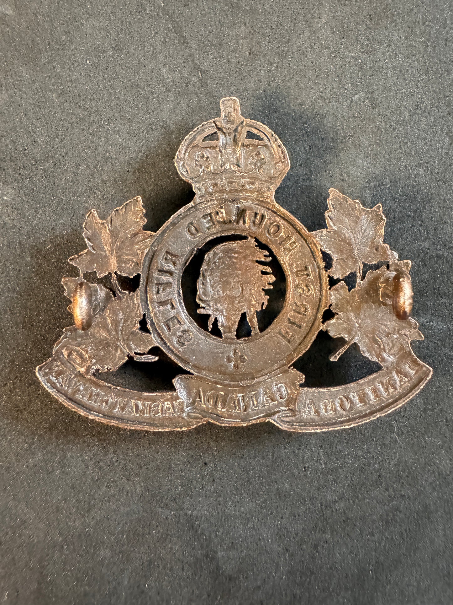 Image of product: ww1 canadian cef first mounted rifles cap badge