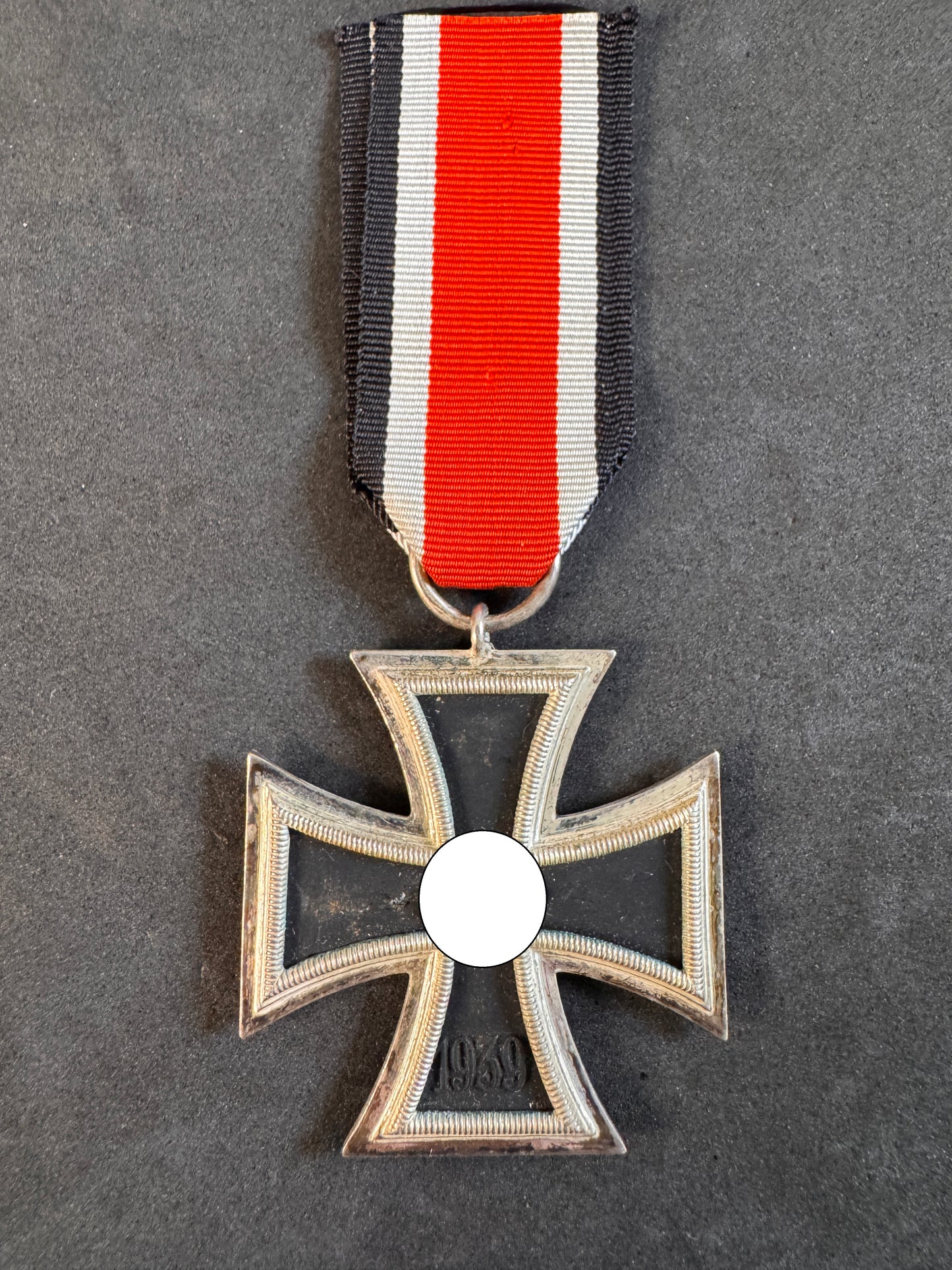 1939 Iron Cross 2nd Class Medal L/11 Deumer